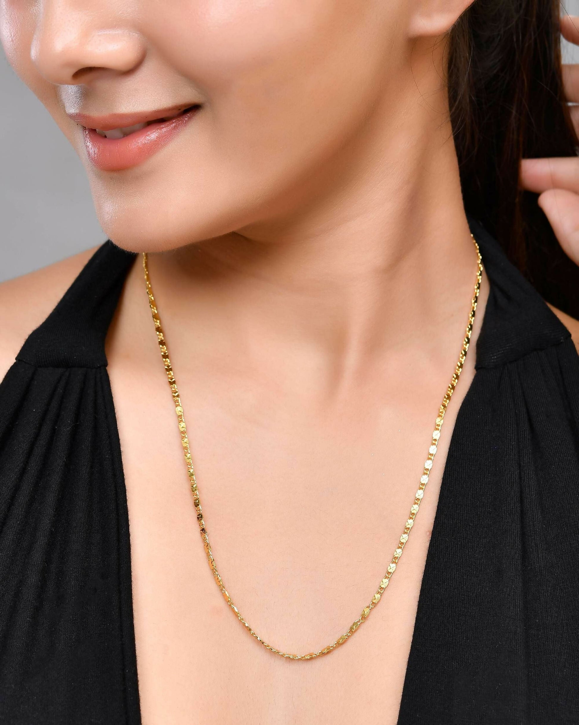 VOJ Gold-Polished Biscuit Shaped Chain For Women 