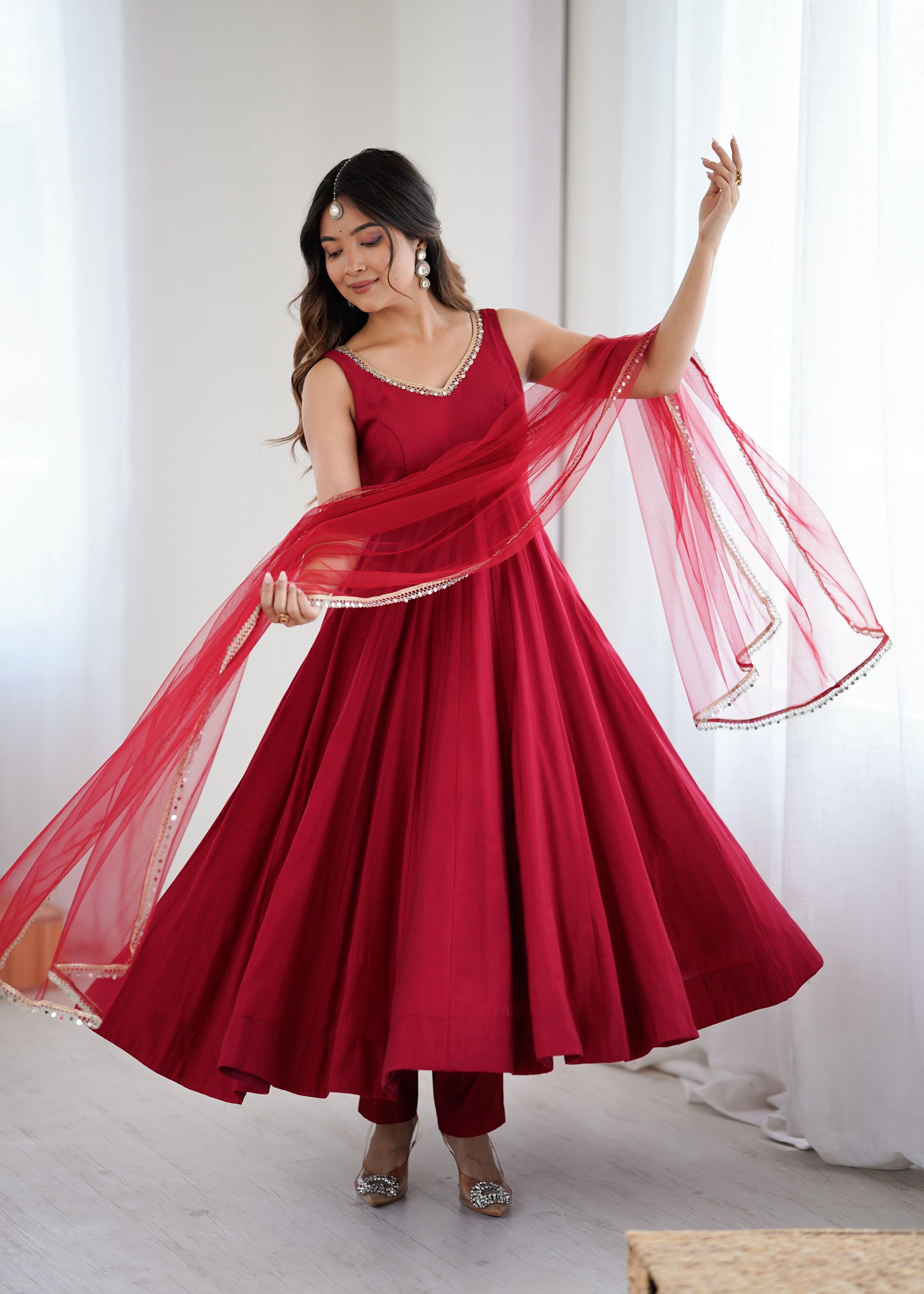 Lorenvalley Fashion Maroon Pure Romansilk Chanderi Fabric Yoke Fancy Lace Work Anarkali Kurta Pant With Dupatta Set 