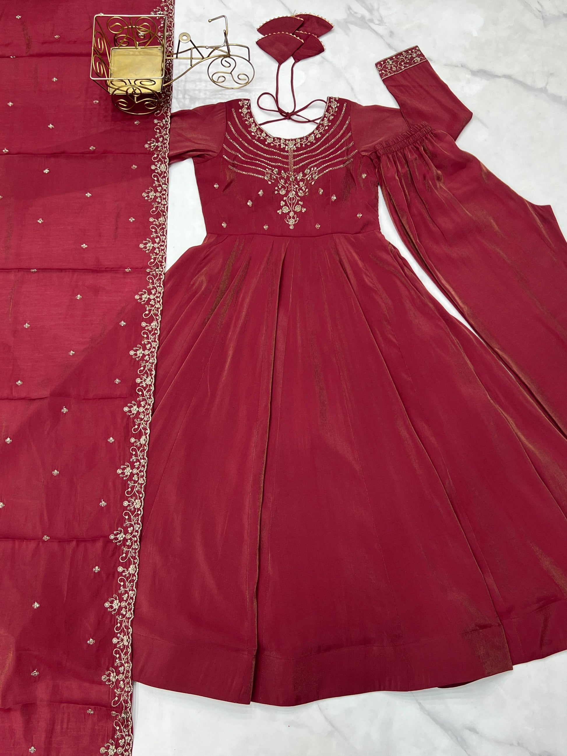 Lorenvalley Fashion Maroon Roman Shimmer Chanderi Silk Yoke Fancy Handwork Beads Work Anarkali Kurta Pant With Dupatta Set 