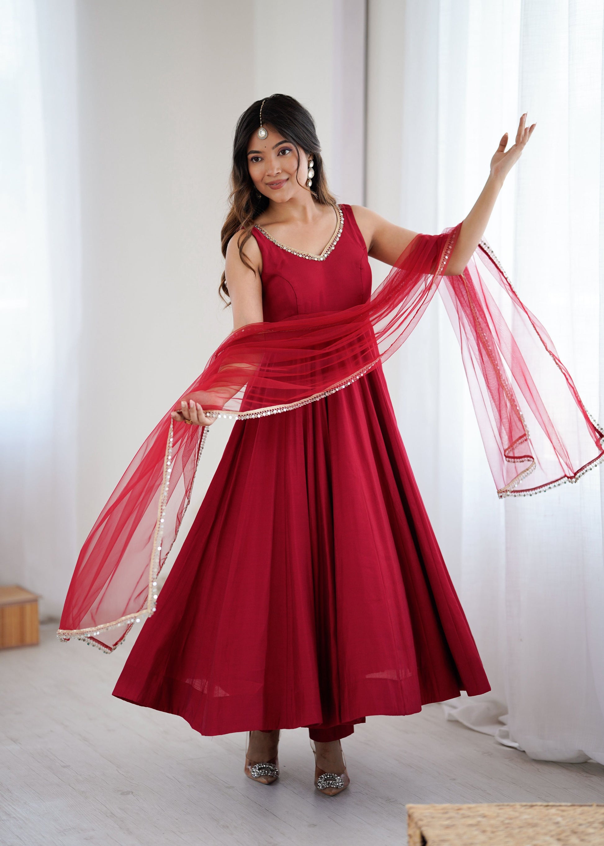 Lorenvalley Fashion Maroon Pure Romansilk Chanderi Fabric Yoke Fancy Lace Work Anarkali Kurta Pant With Dupatta Set 