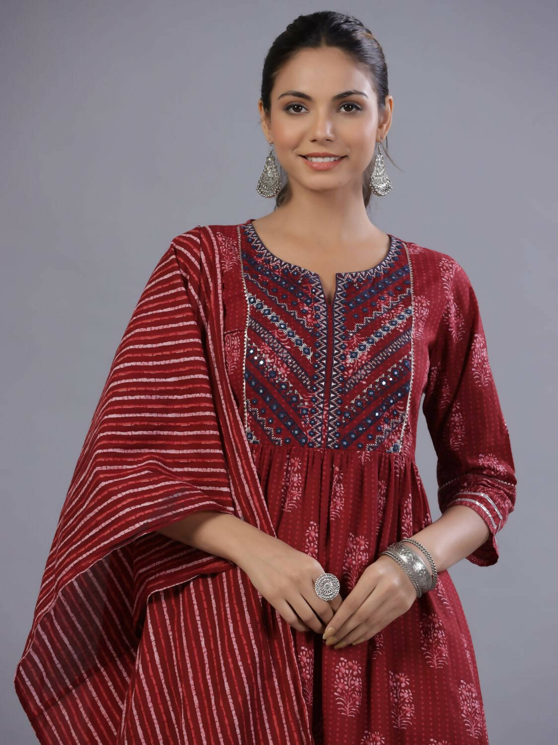 Juniper Women Maroon Cotton Cambric Batik texture Printed Kurta, Pants and Dupatta Set