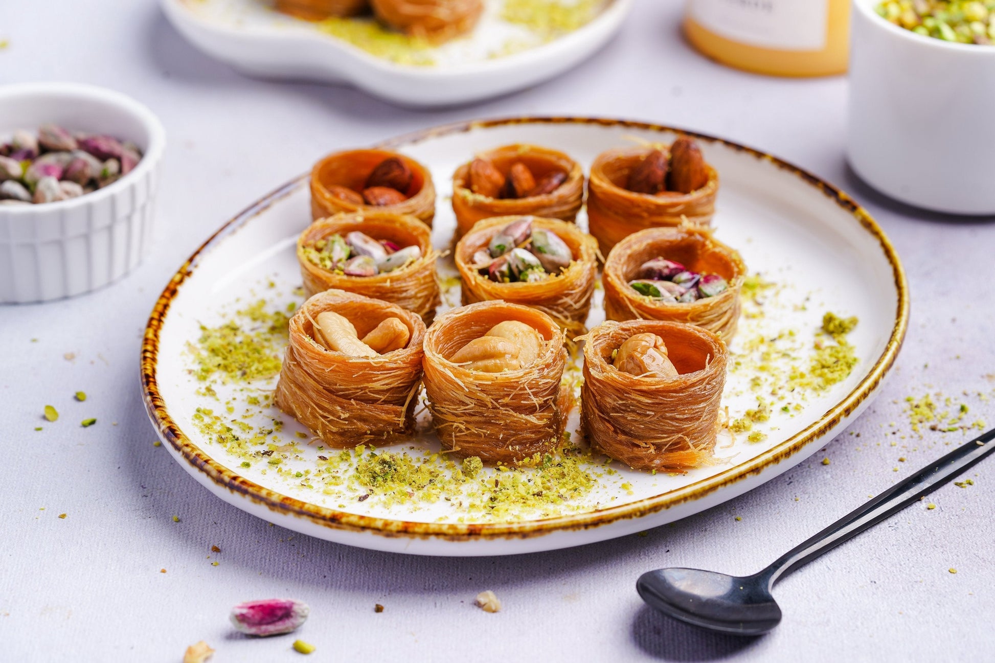 Gourmet Baklava Prime Connoisseur Gift Box 