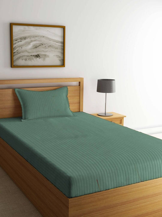 KLOTTHE Green Striped 210 TC Bedsheet with Pillow Covers 