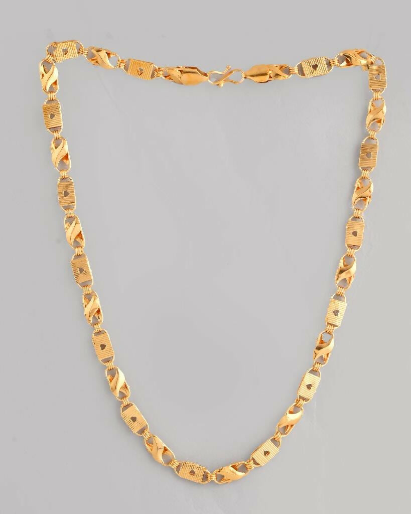 VOJ Gold-Polished Biscuit Shaped Chain With Small Heart 