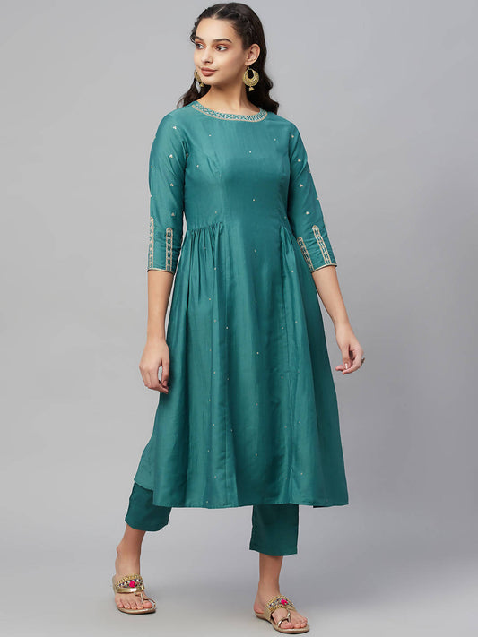 Myshka Dark Green Embroidered 3/4 Sleeve Round Neck Kurta Pant Dupatta Set