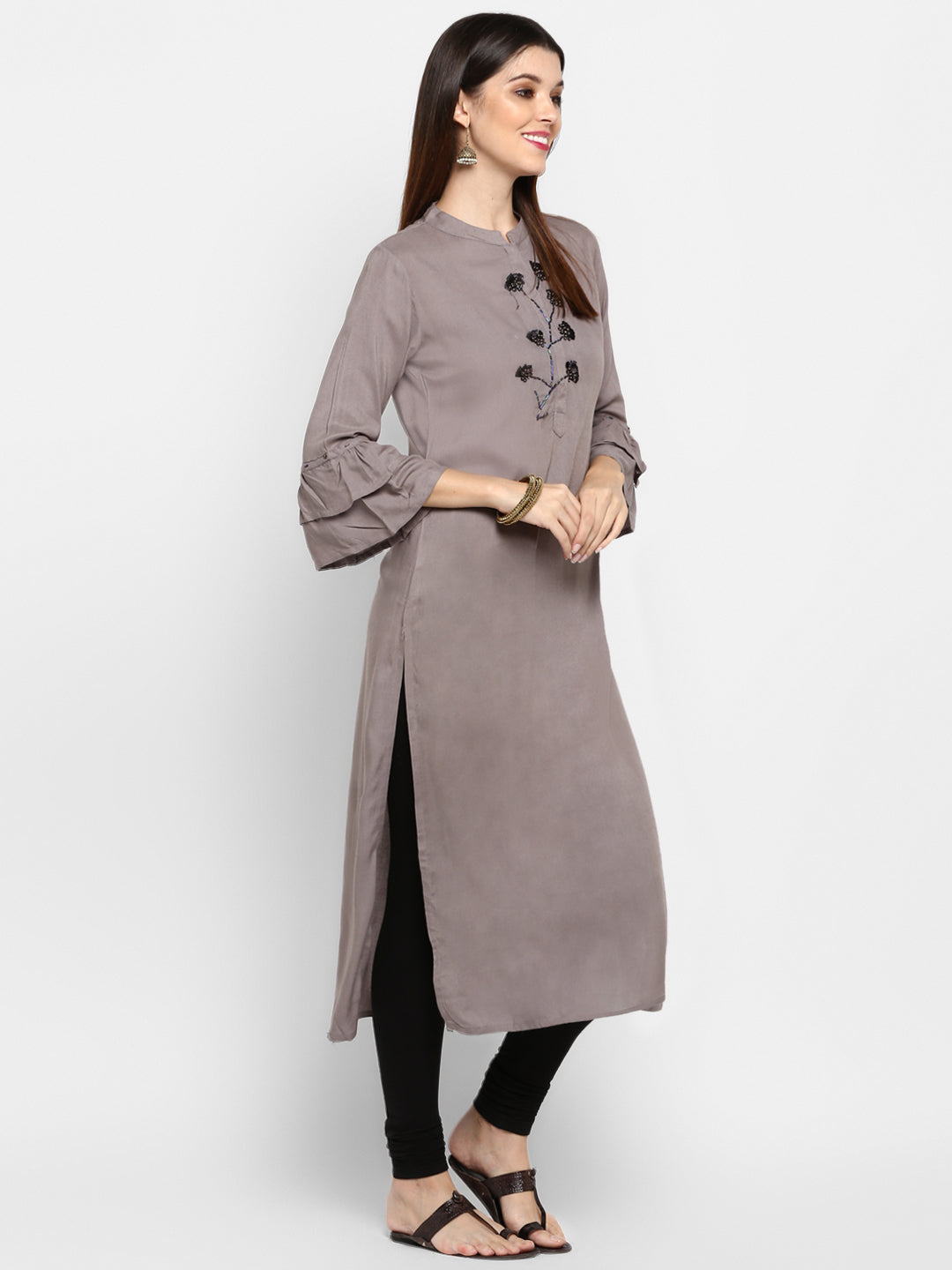 NOZ2TOZ Women Grey Rayon Kurti (1pc) 