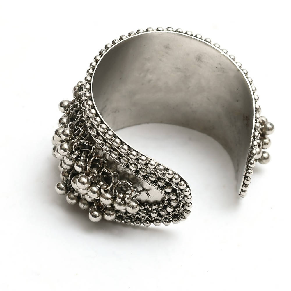 Mominos Fashion Kamal Johar Oxidised Silver-Plated Ghungroo Handcraft Cuff Bracelet 