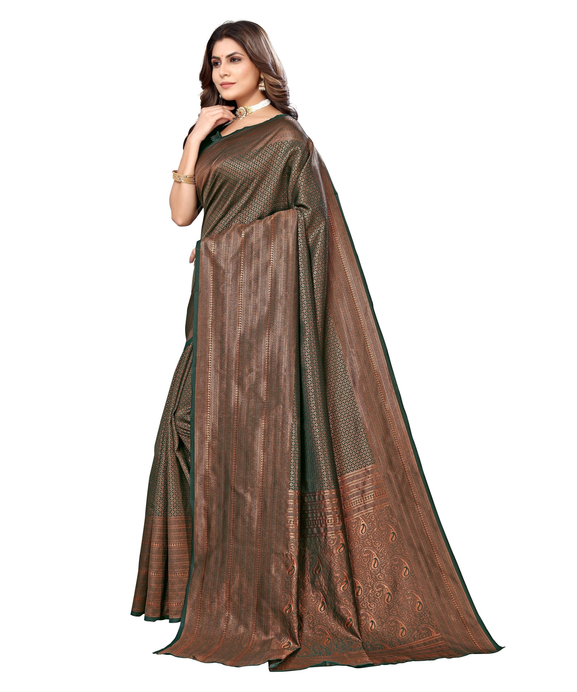 Vamika Weaving Banarasi Jacquard Green Kanjivaram Saree | Swadesiicart