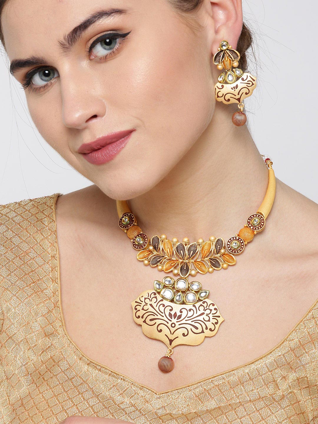 Priyaasi Women Kundan Gold Plated Floral Jewellery Set - Grab2buy