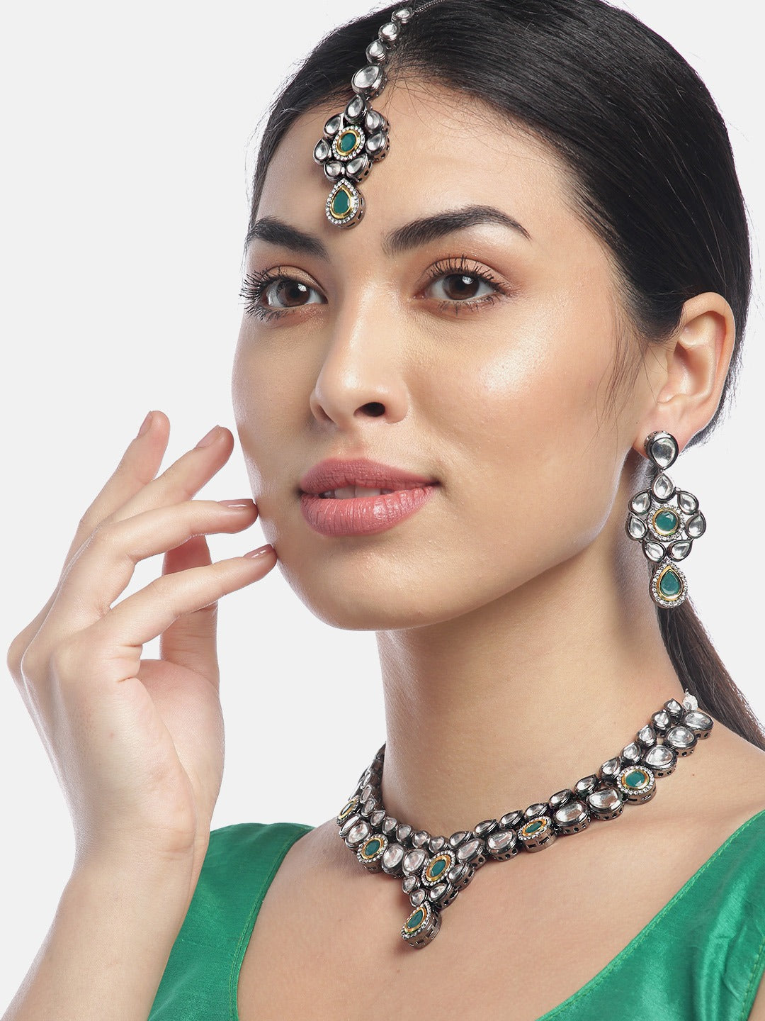 Priyaasi Women Black Kundan Emerald Stones Jewellery Set - Grab2buy