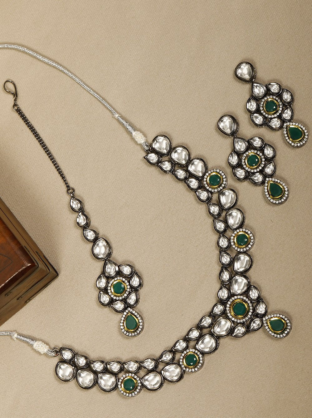 Priyaasi Women Black Kundan Emerald Stones Jewellery Set - Grab2buy