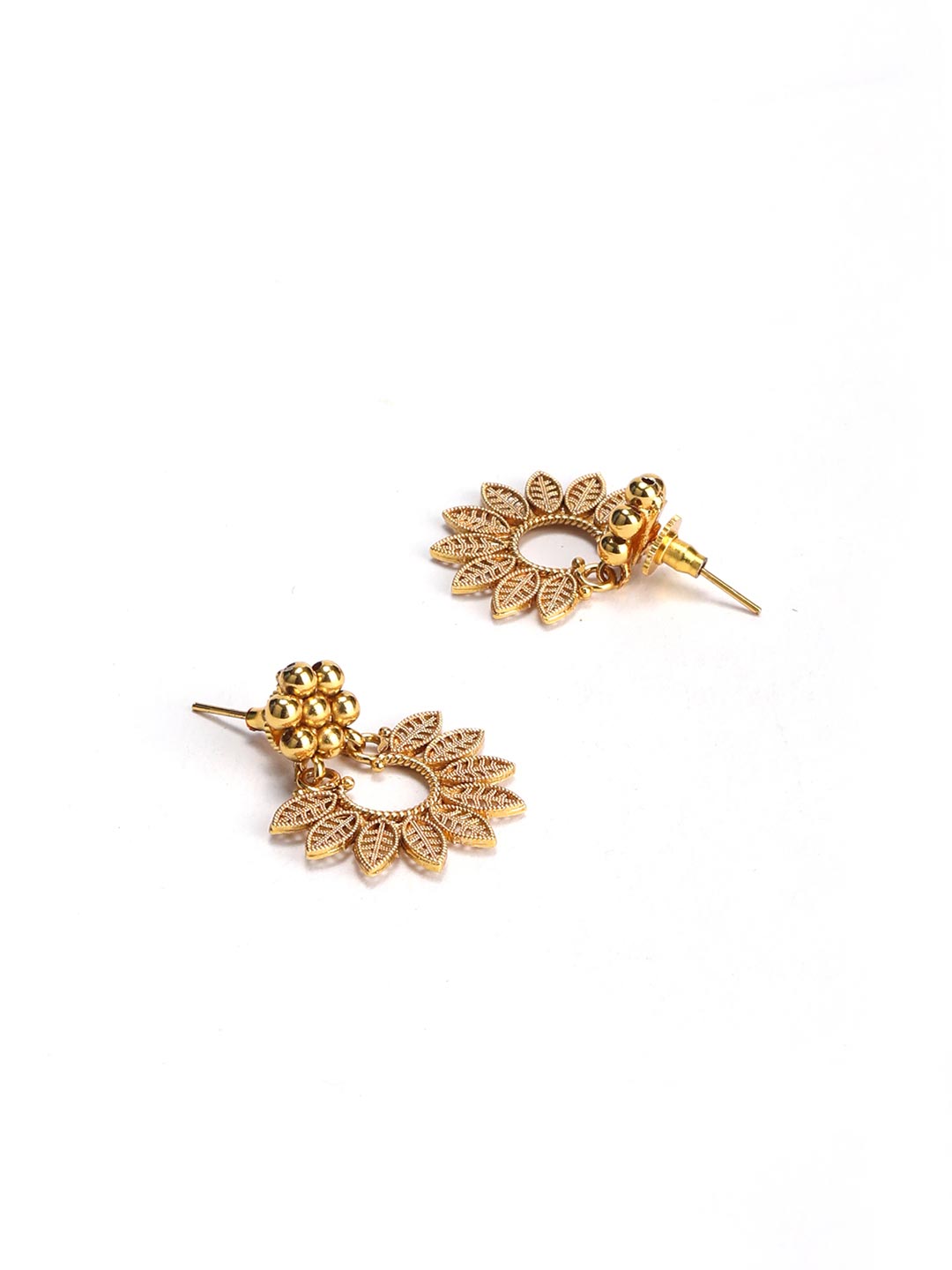 Priyaasi Women Gold Plated Leaf Patterned Jewellery Set - Grab2buy
