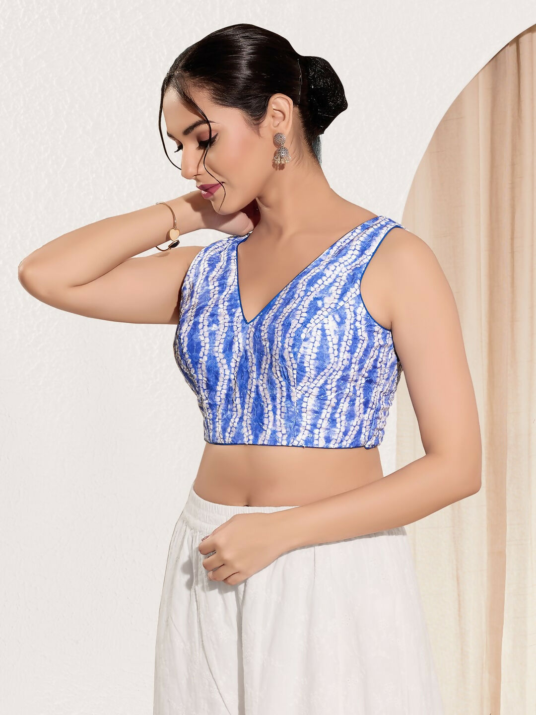 Joban Fashion Blue Viscose Rayon Padded Blouse With V Neck Sleeveless