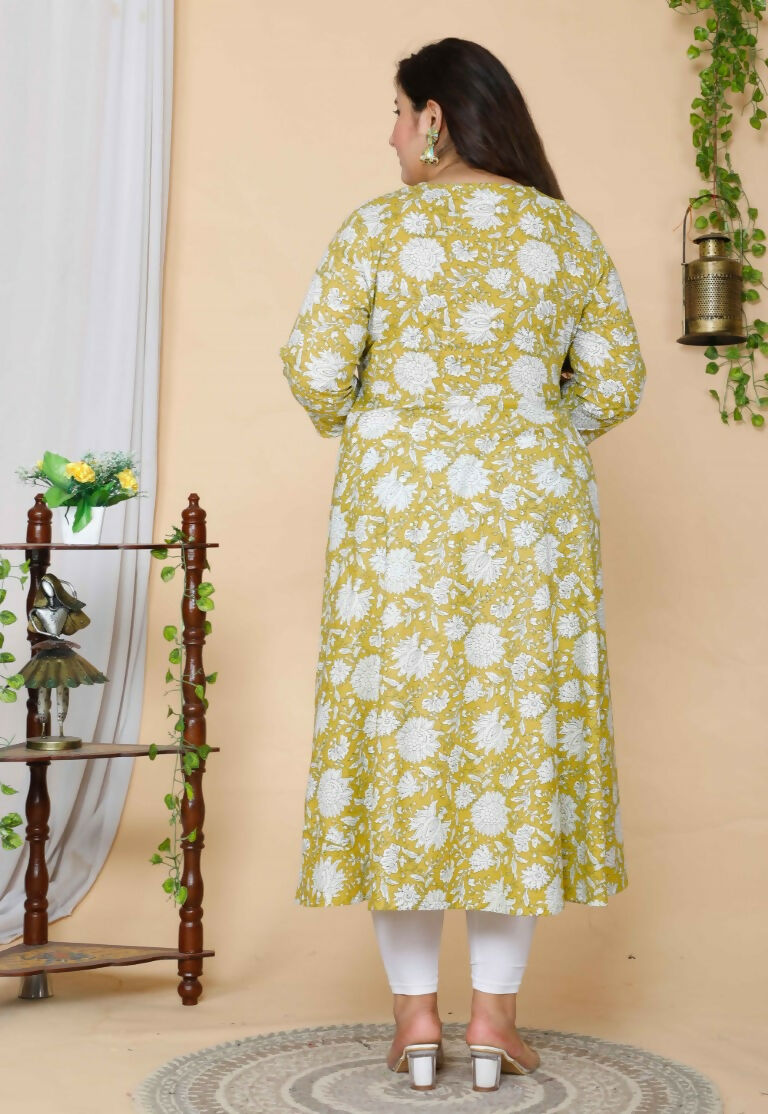 Miravan Women's Yellow Plus Size Floral Anarkali Kurta With Dupatta