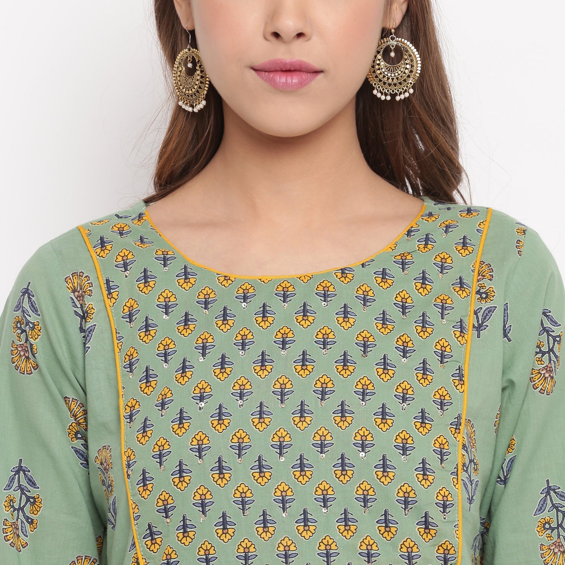NOZ2TOZ Women's Floral Print Straight Cotton Pista Kurta With Palazzo 