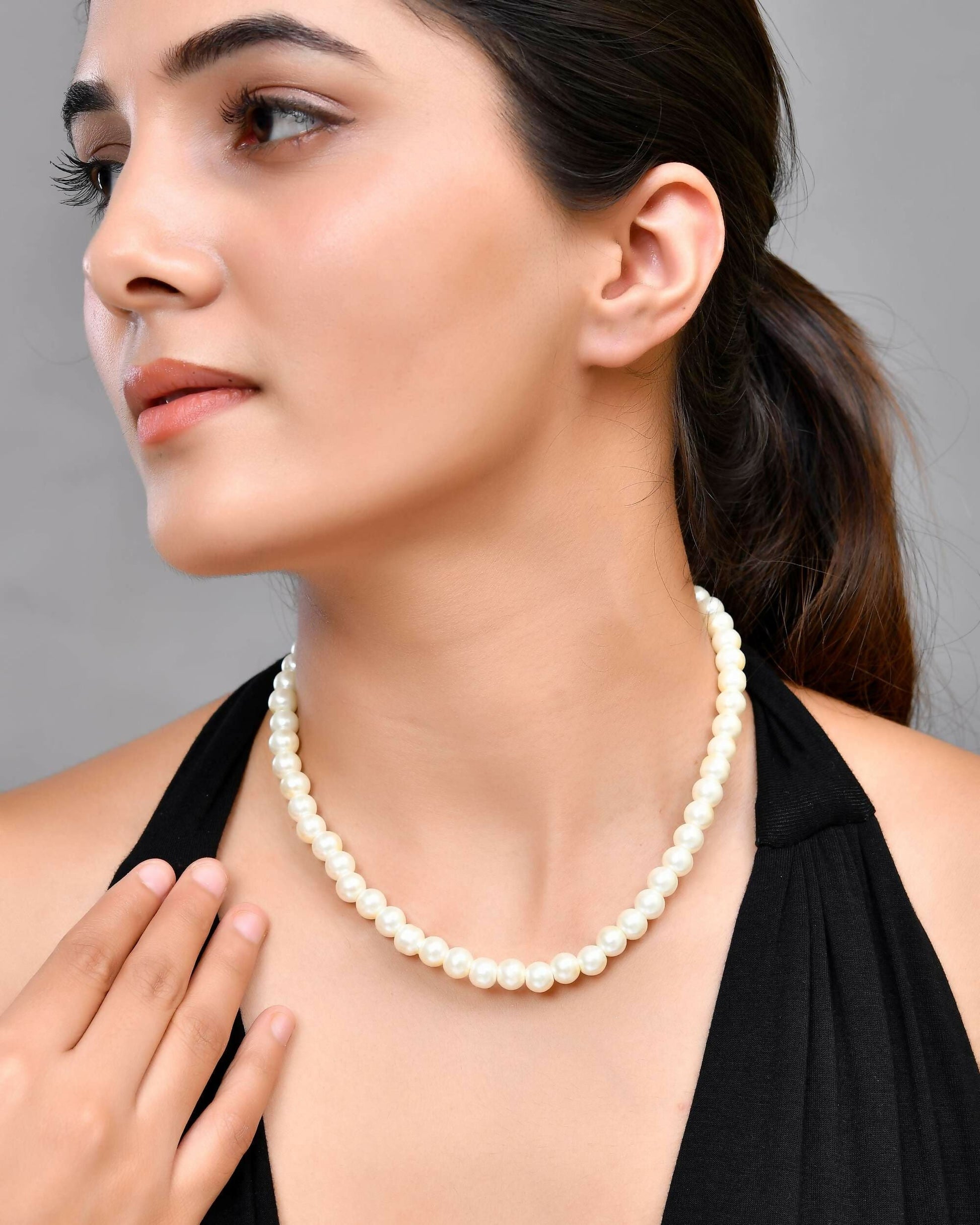 VOJ Pearl Beaded Necklace 