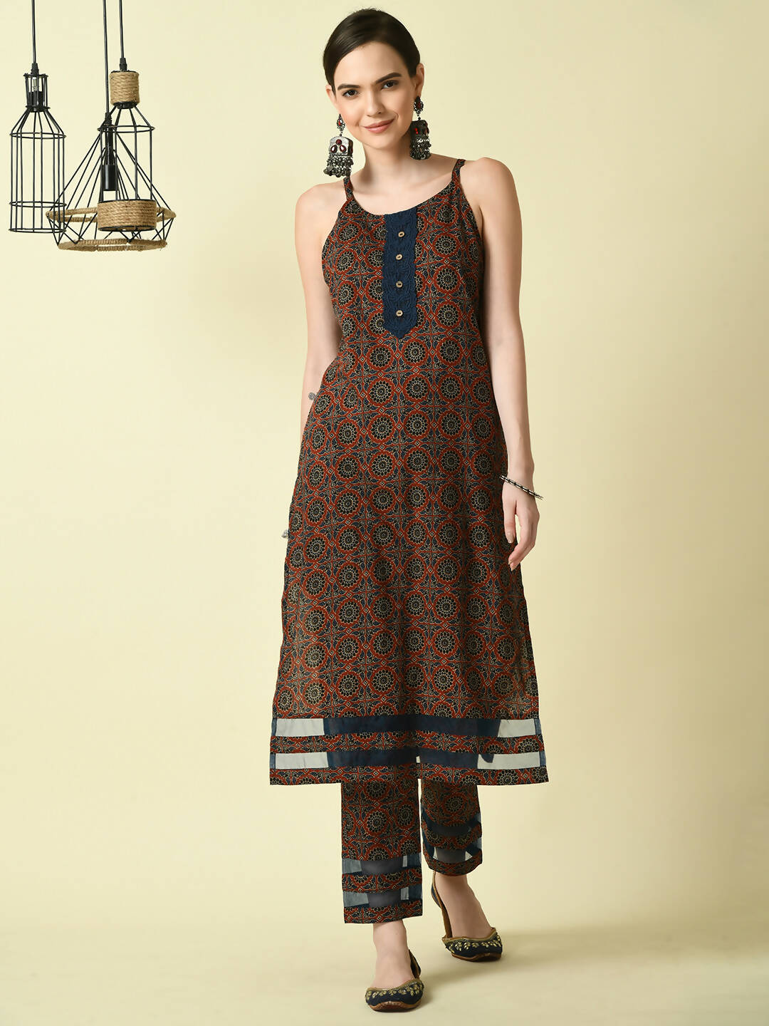 Myshka Women's Multi Straight Kurta & Trousers With Dupatta