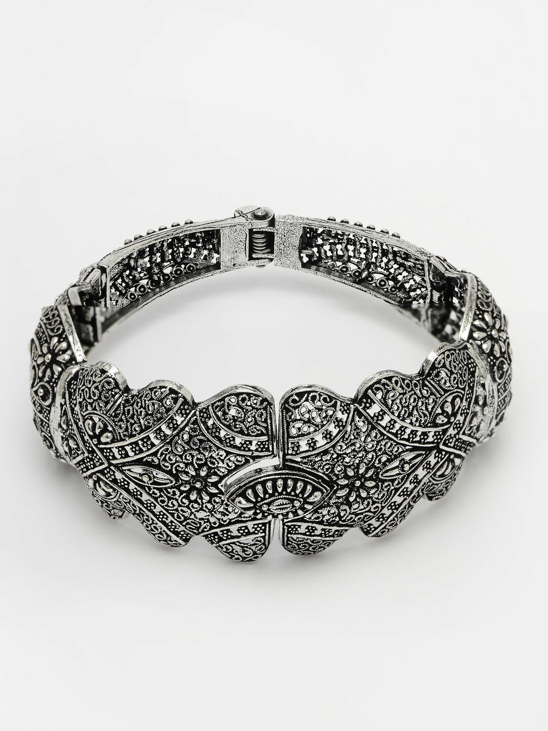 NVR Women's Silver-Toned German Silver Oxidised Kada Bangle