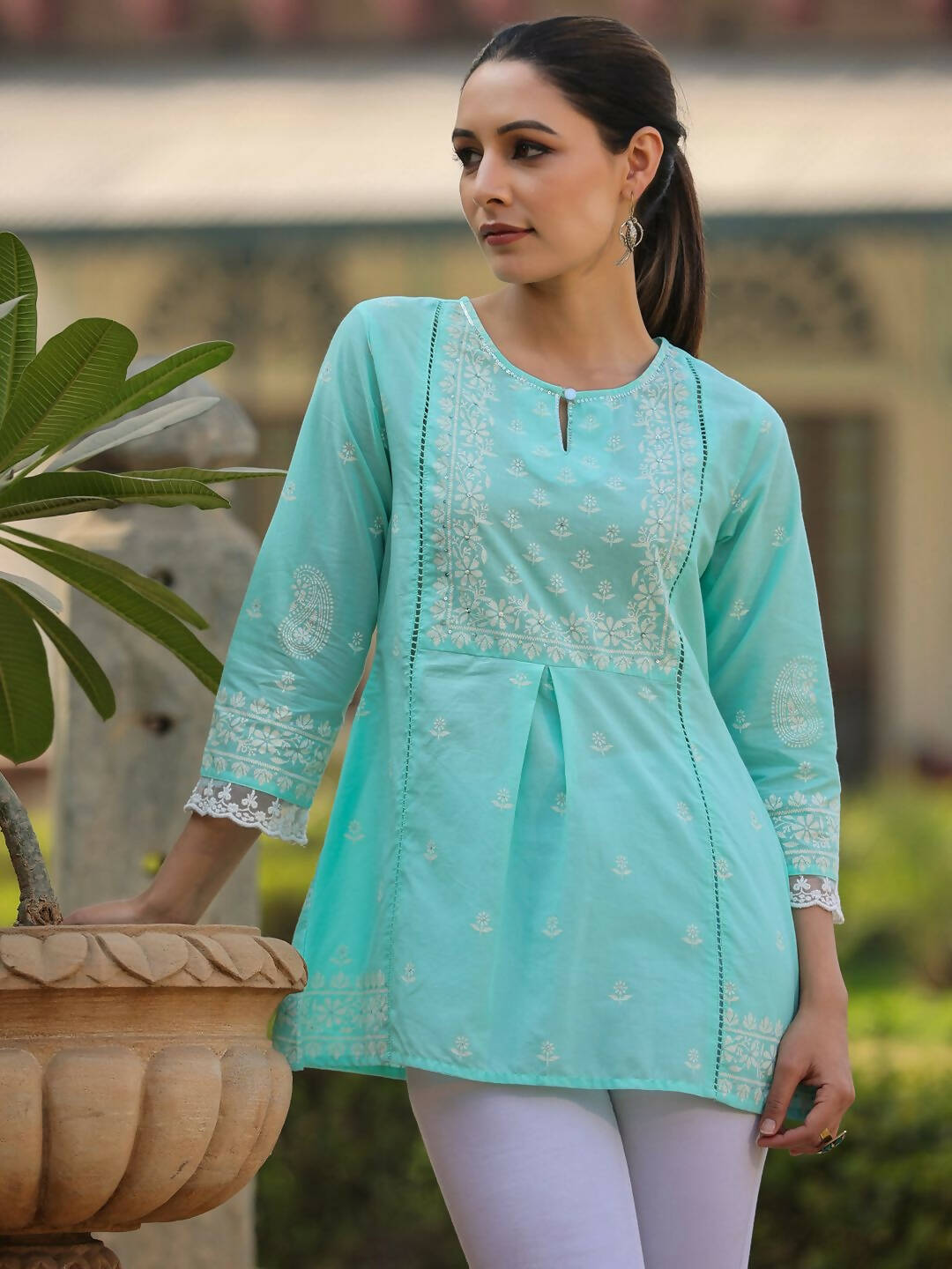 Juniper Women's Aqua Cambric Floral Printed Tunic