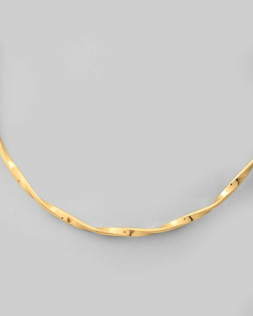 VOJ Gold-Polished Twisted Hasli Necklace 