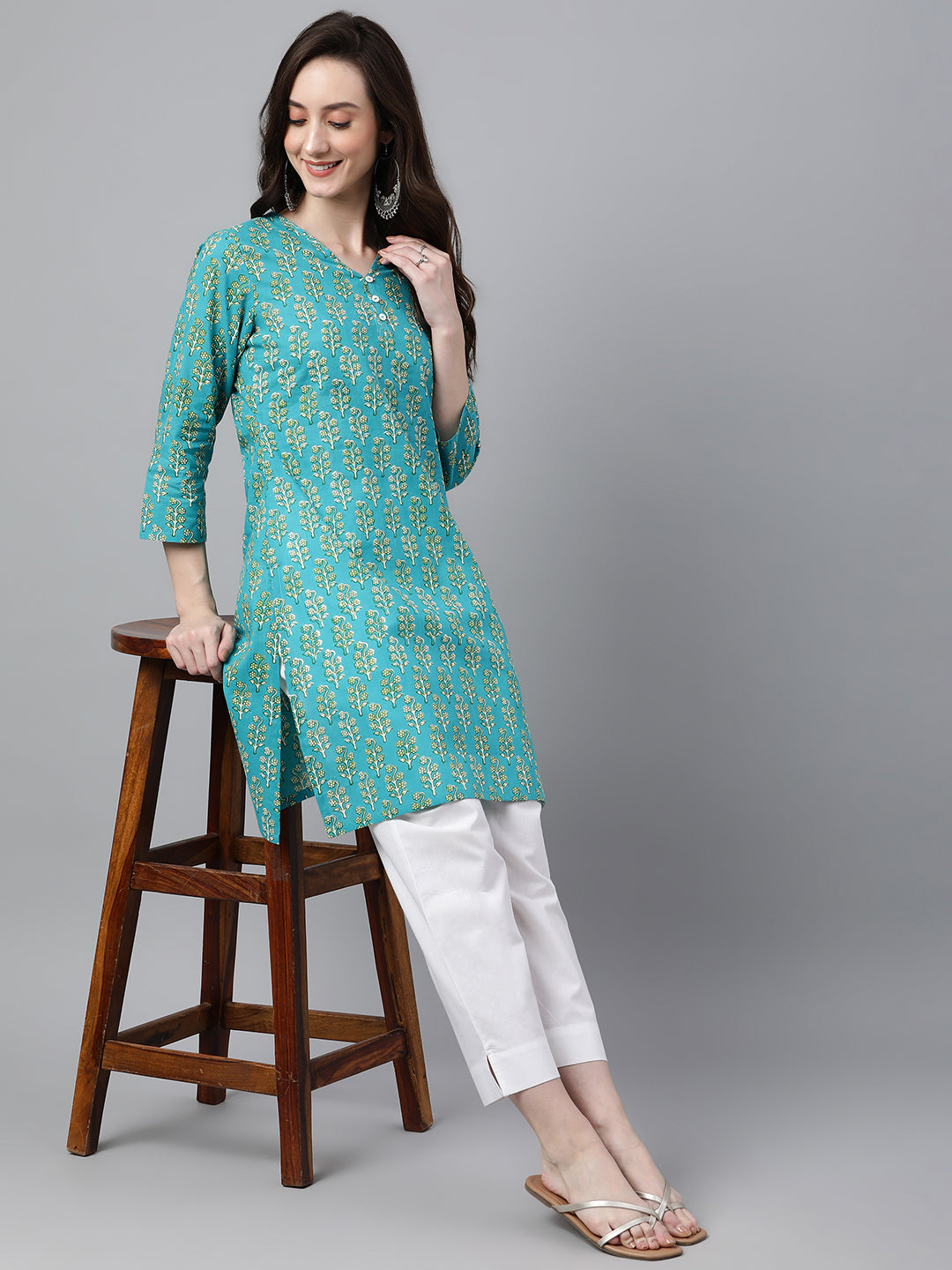 Janasya Women's Turquoise Blue Cotton Block Print Straight Tunic 