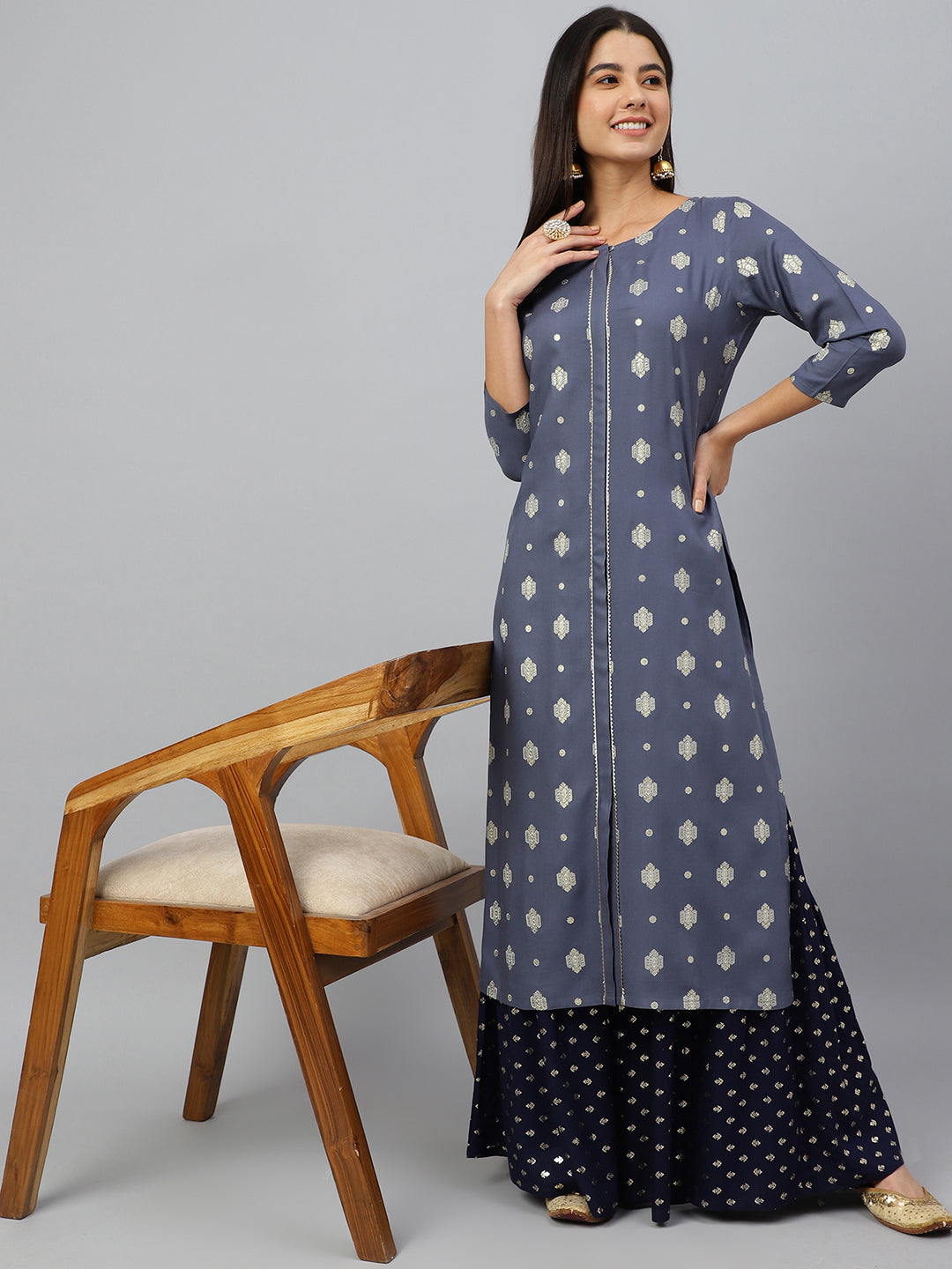 Janasya Women's Grey Rayon Ethnic motifs Festive Straight Kurta 