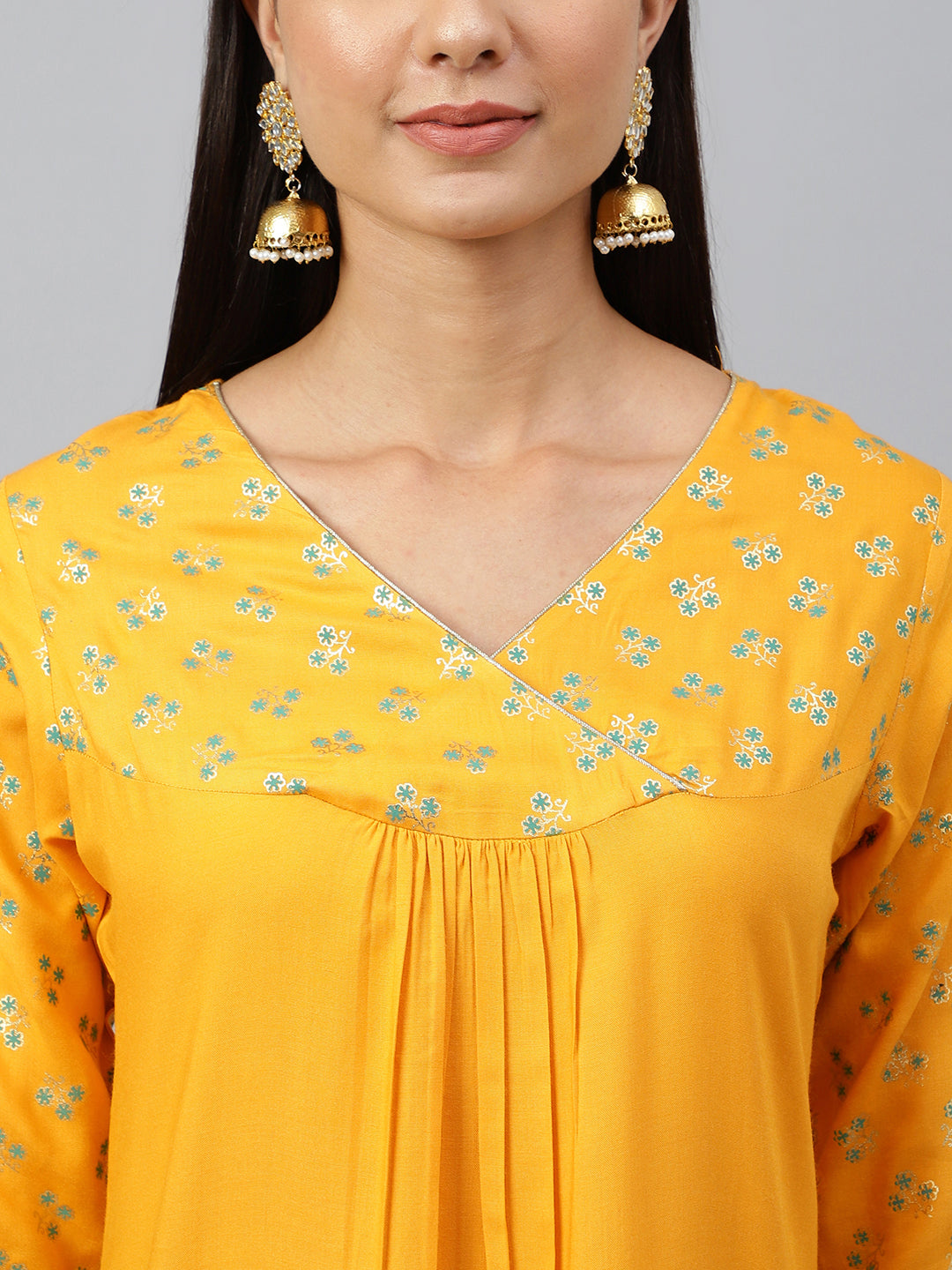 Janasya Women's Orange Rayon Gold Floral Print Festive Straight Kurta 