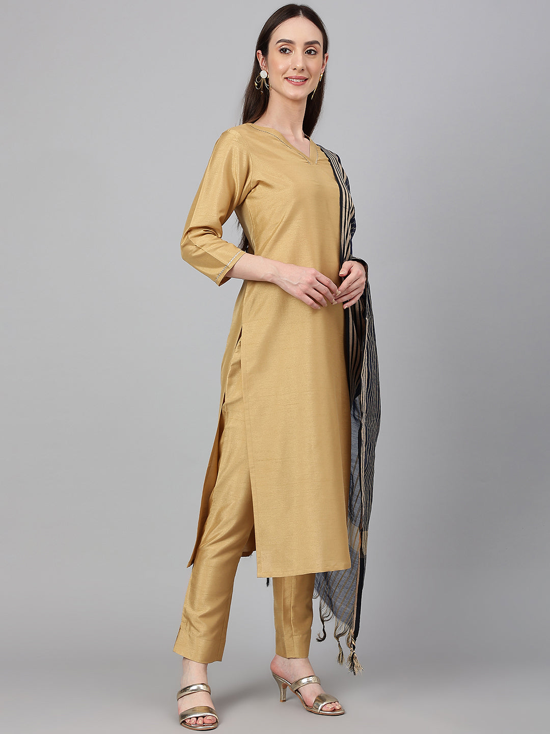 Janasya Women's Gold Crepe Silk Solid Straight Festival Kurta Set 