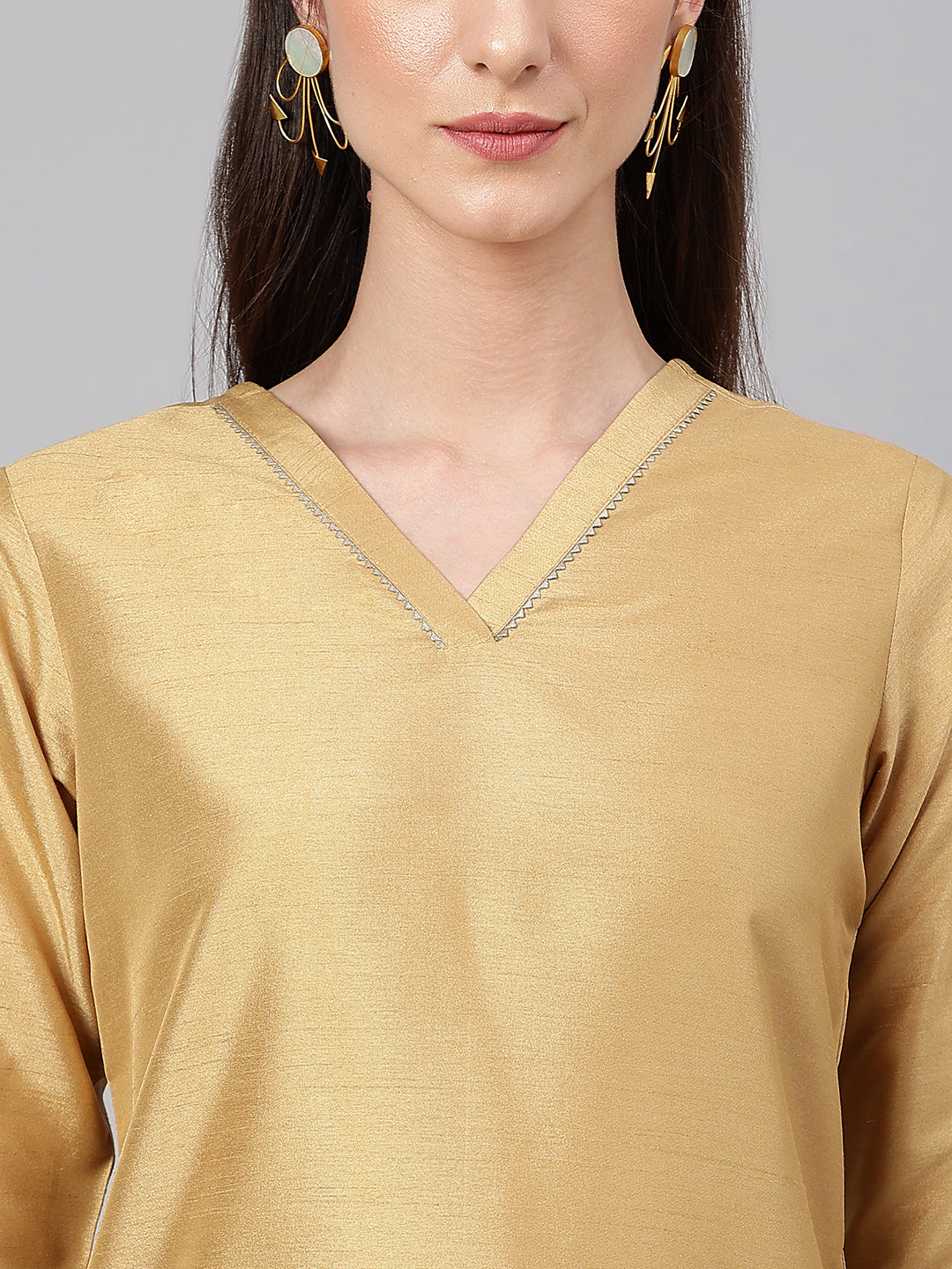 Janasya Women's Gold Crepe Silk Solid Straight Festival Kurta Set 