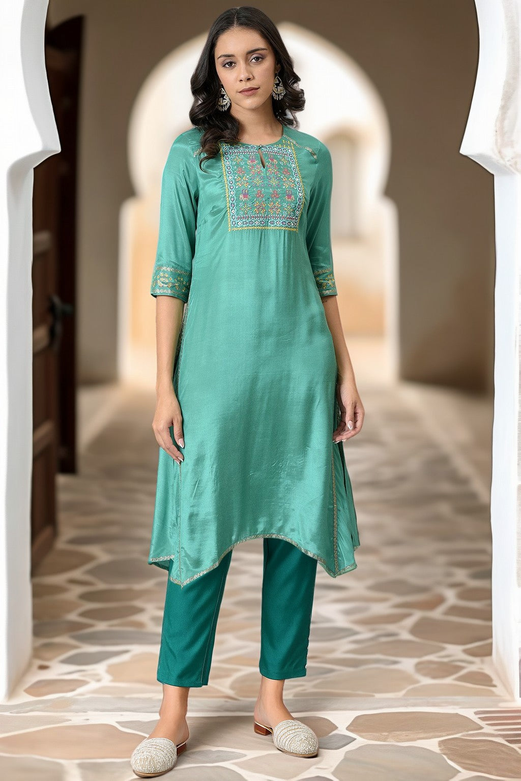 W for Woman Green Thread Embroidery Straight Kurta and Slim Pant Set
