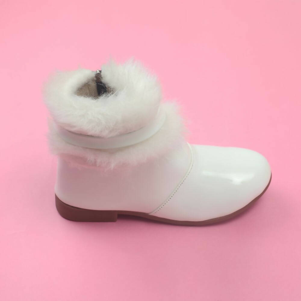 Tiny Bugs Girls Faux Fur Detail Winter Boots - White  Grab2Buy Tiny Bugs Grab2Buy