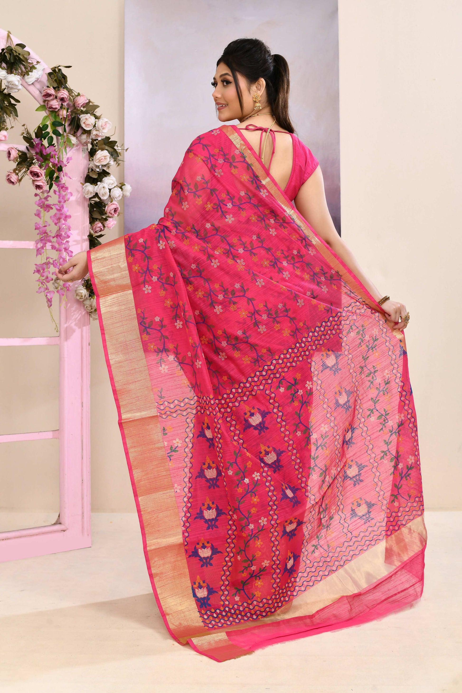 Piyari Fashion Women's Pink Embellished Cotton Blend Printed Saree