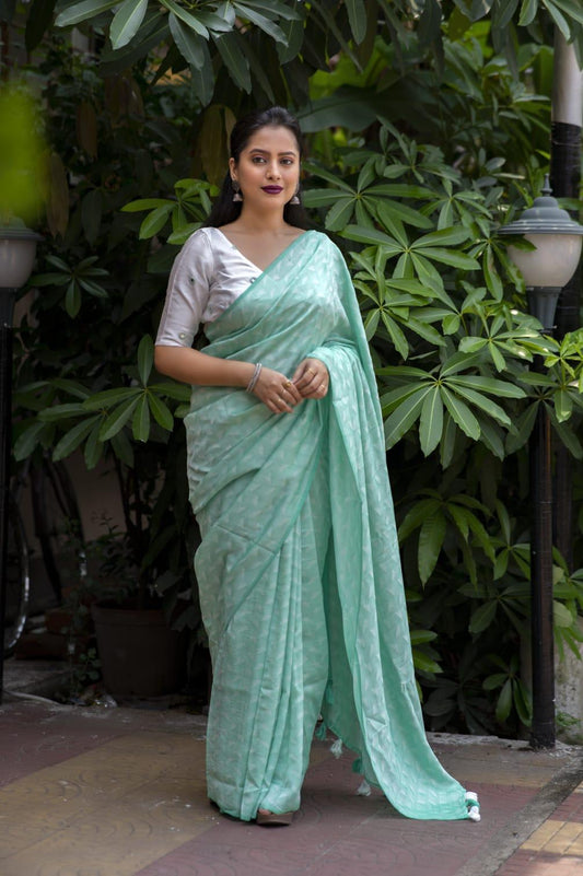 Green Poly Georgette Woven Design Saree with Unstitched Blouse - A2M