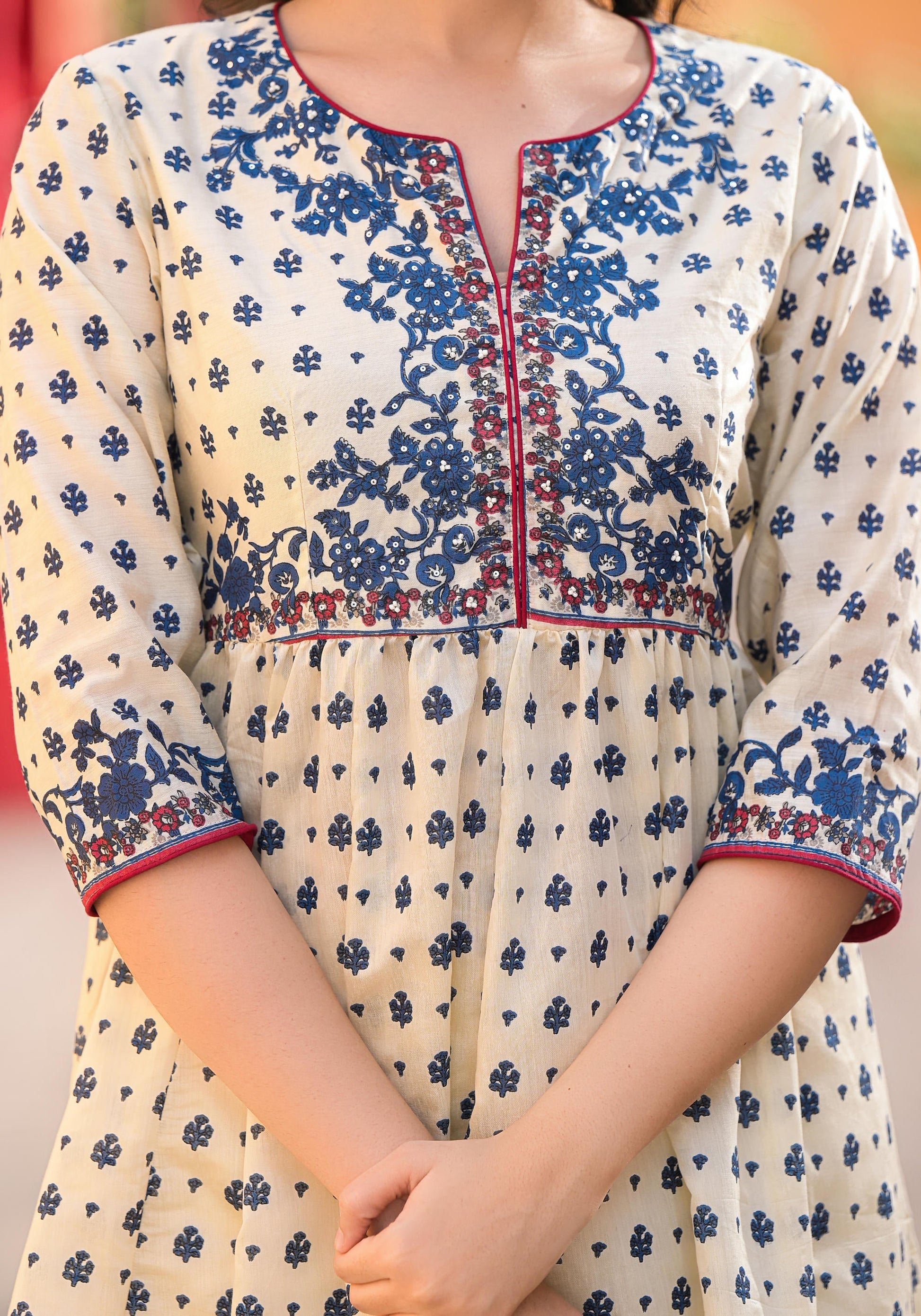 Juniper Women's Ivory Floral Printed Chanderi Kurta Pant And Dupatta Set With Sequins
