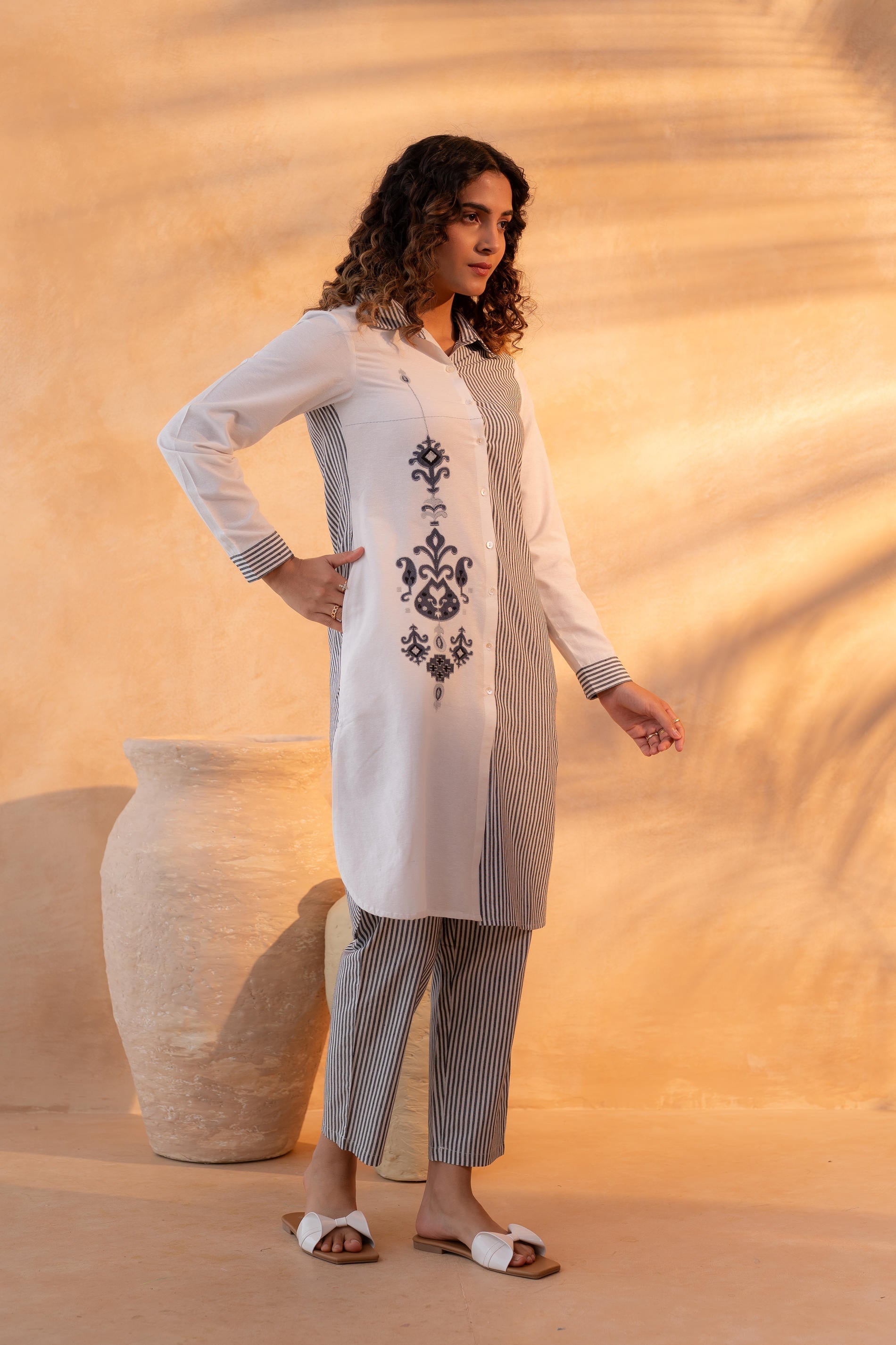 Juniper Black & White Divide Embroidered Panel Kurta Set