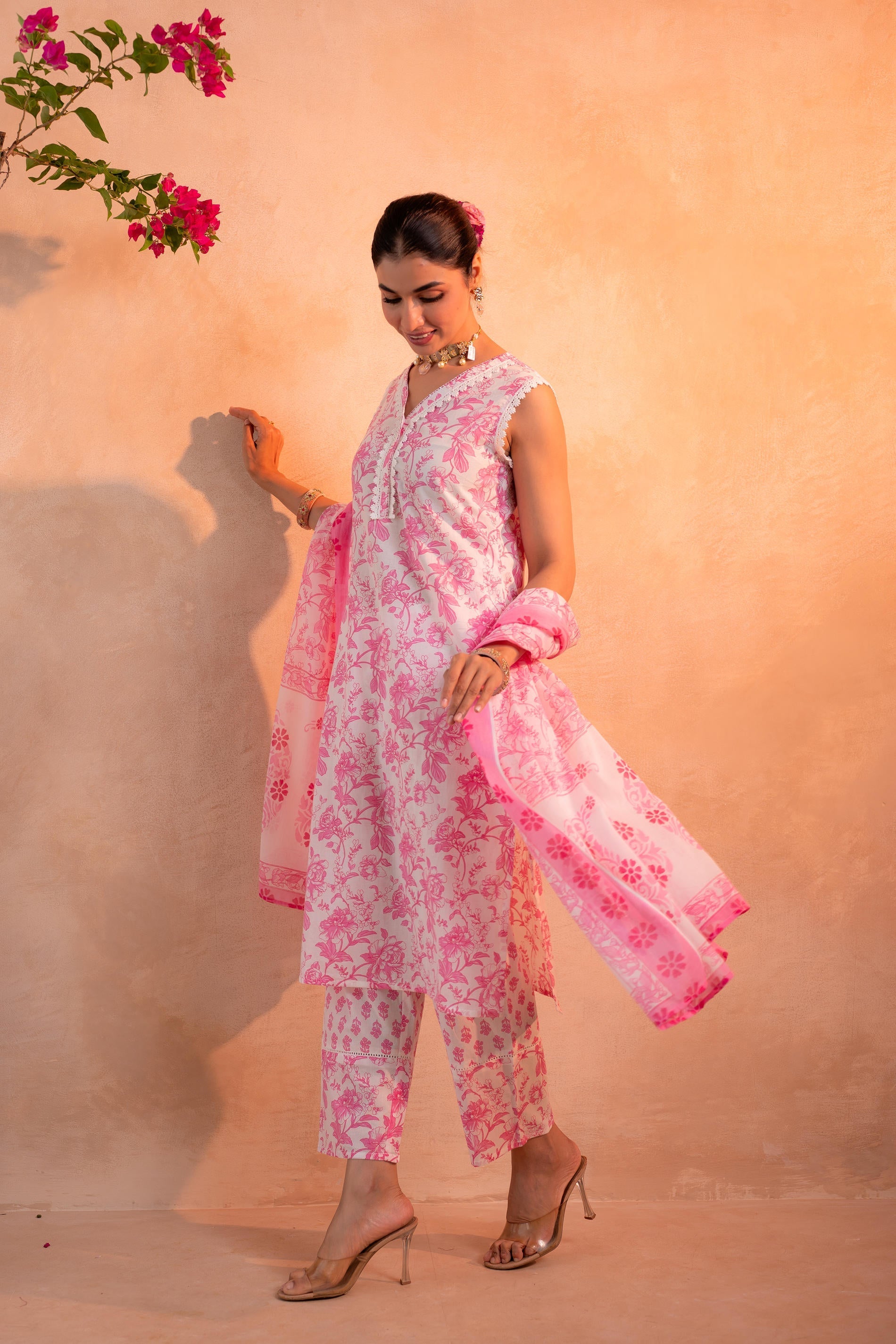 Juniper Pink Whisper Floral Kurta Pant And Dupatta Set