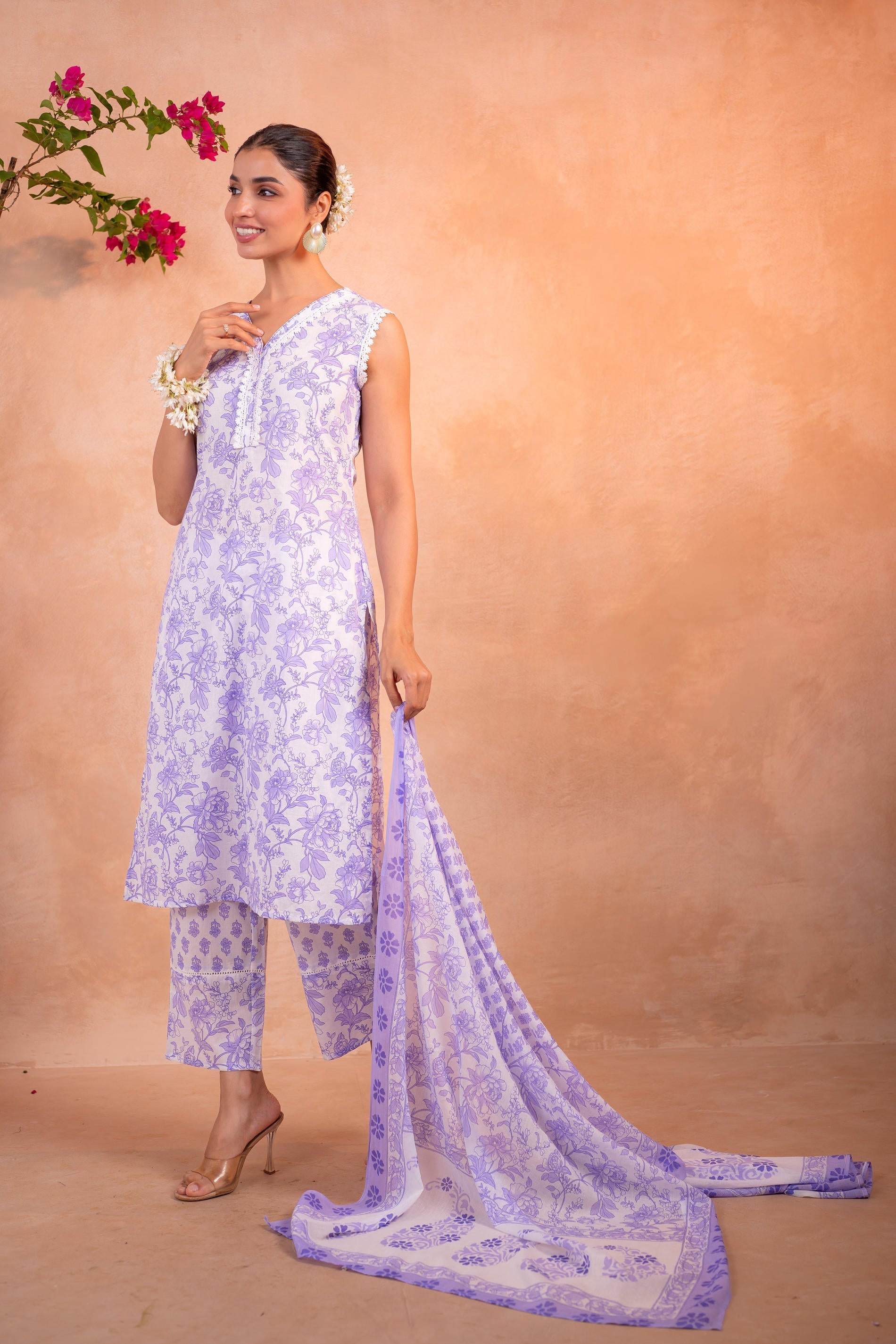 Juniper Lavender Whisper Floral Kurta Pant And Dupatta Set