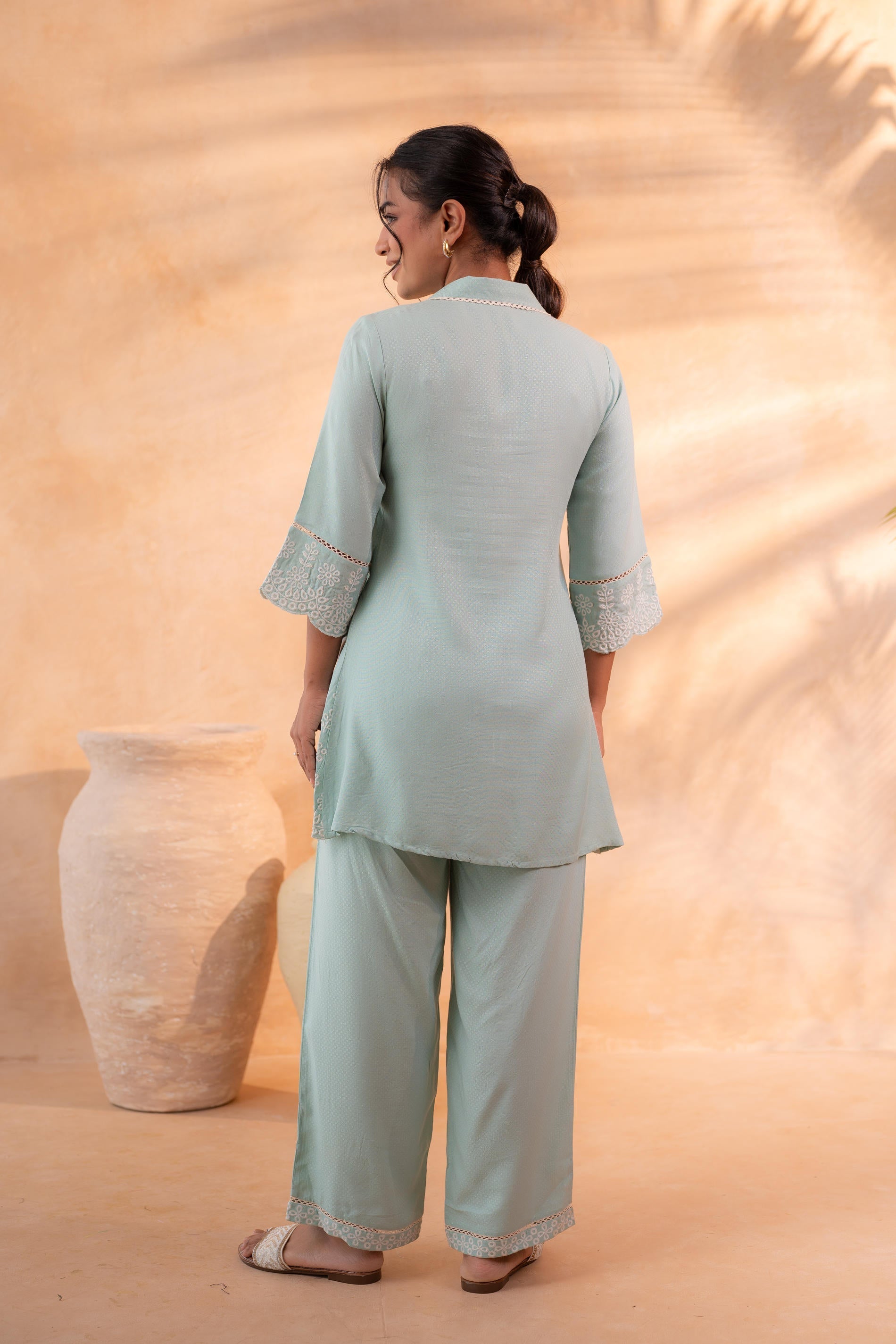 Juniper SageGreen Schiffli Lounge Co-Ord
