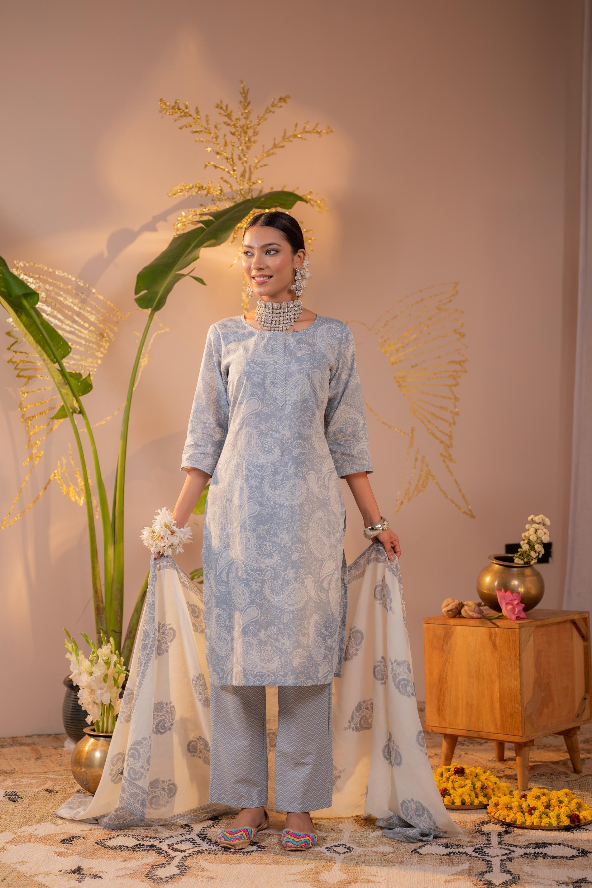 Juniper Powder Grey Paisley Grace Kurta Pant And Dupatta Set