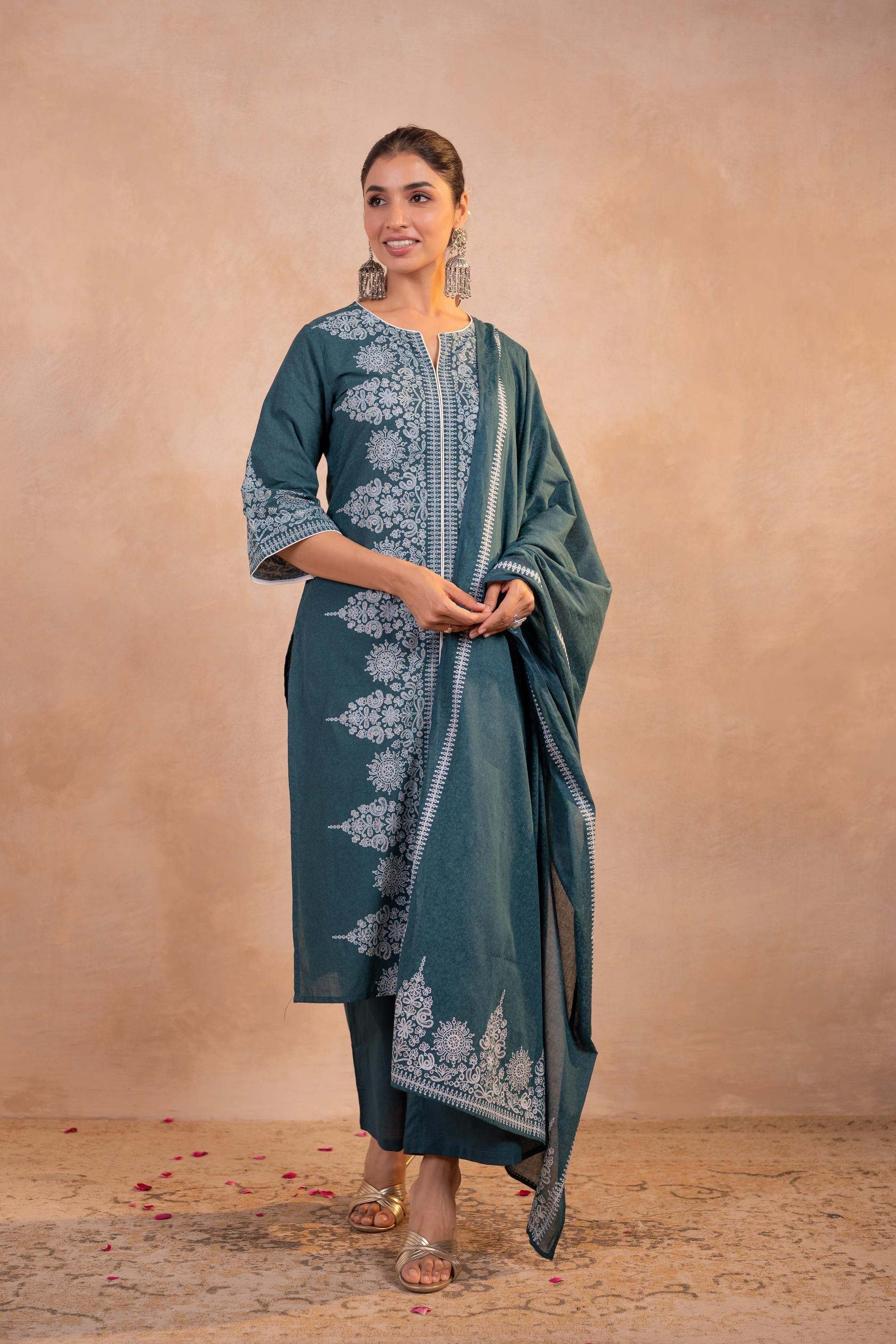 Juniper Teal Printed Kurta Pant And Dupatta Set