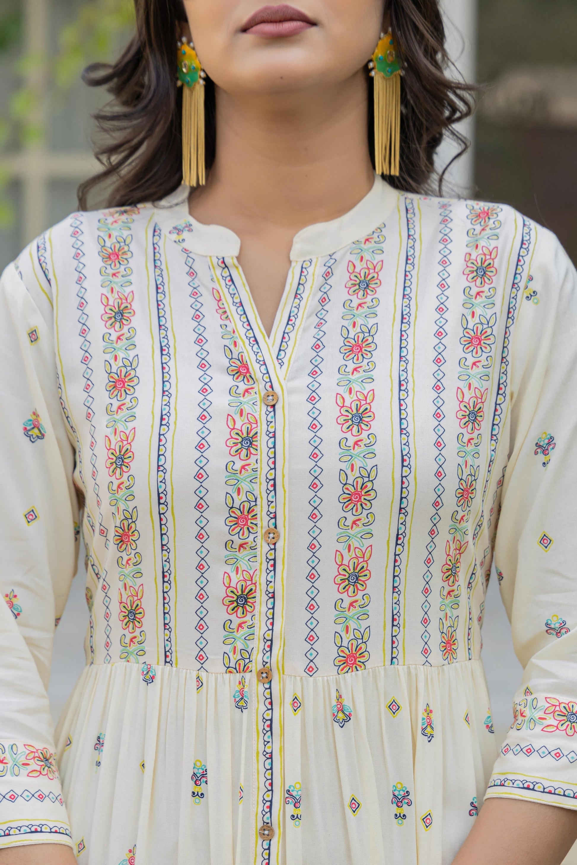 Juniper Ivory Floral Printed Cotton Kurta With Thread Work & Lace