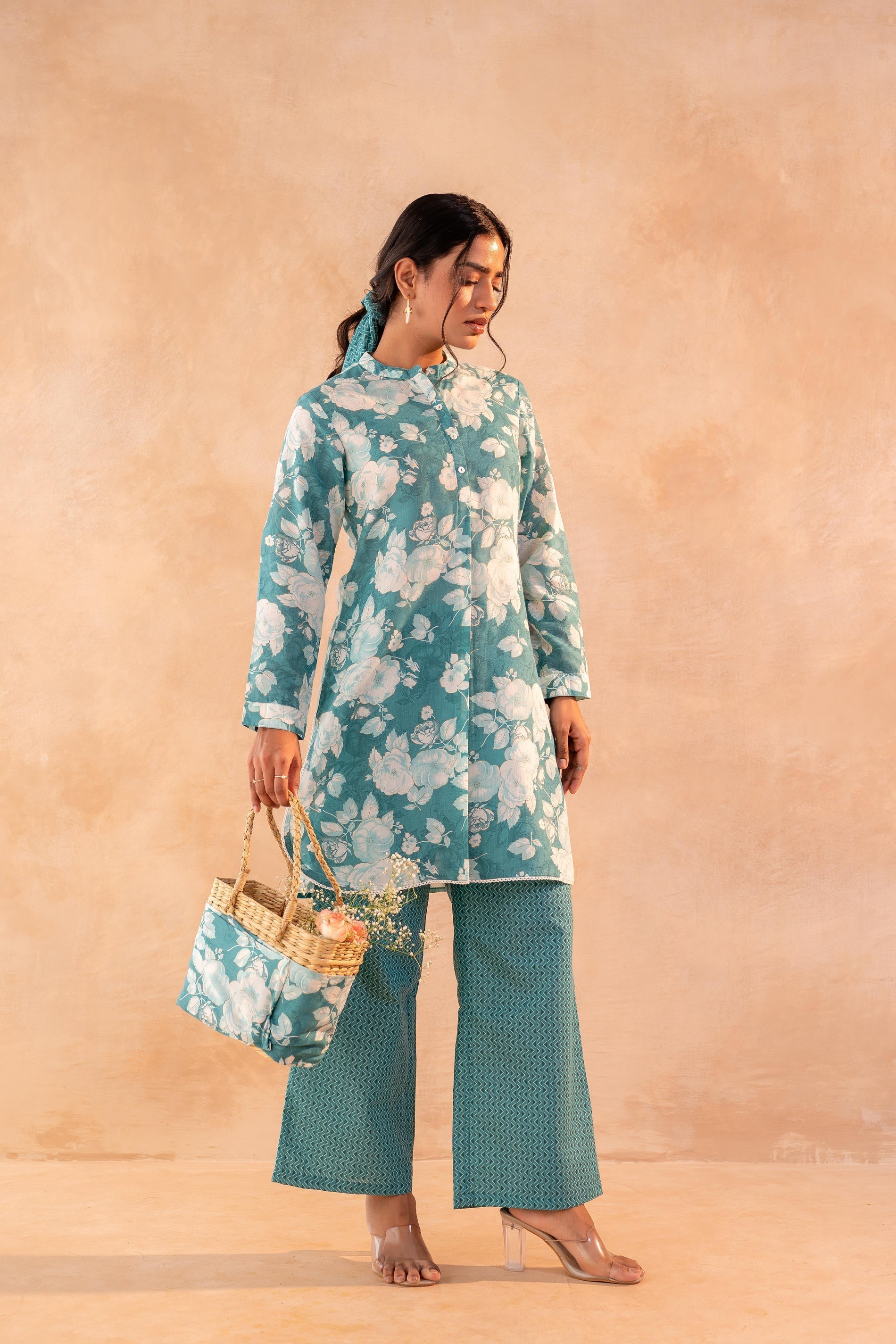 Juniper Teal Garden Bloom Kurta And Pant Set