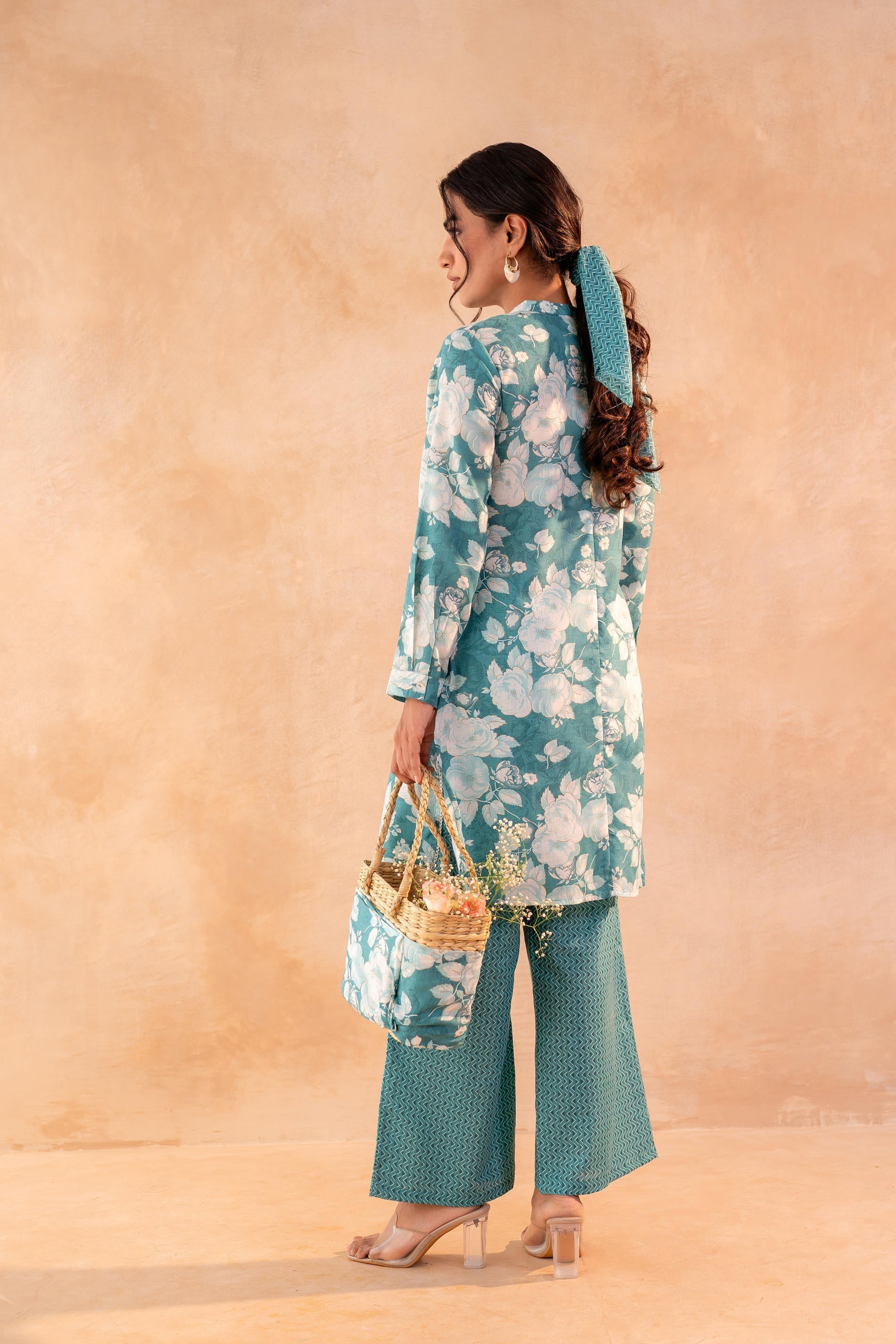 Juniper Teal Garden Bloom Kurta And Pant Set