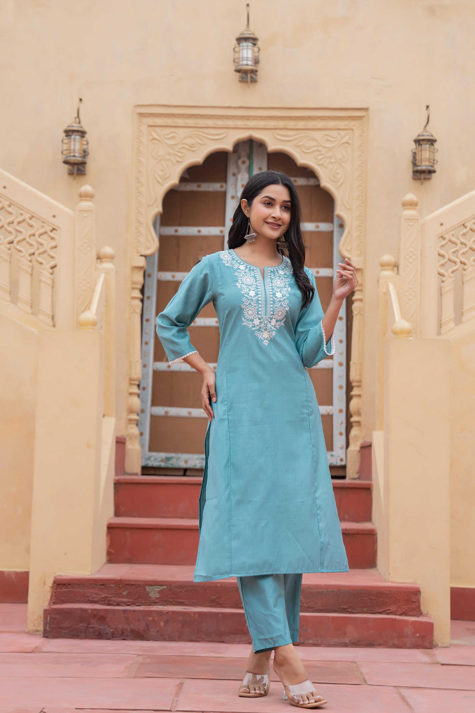 Juniper Turquoise Solid Viscose Kurta & Pant Set With Thread Work & Lace