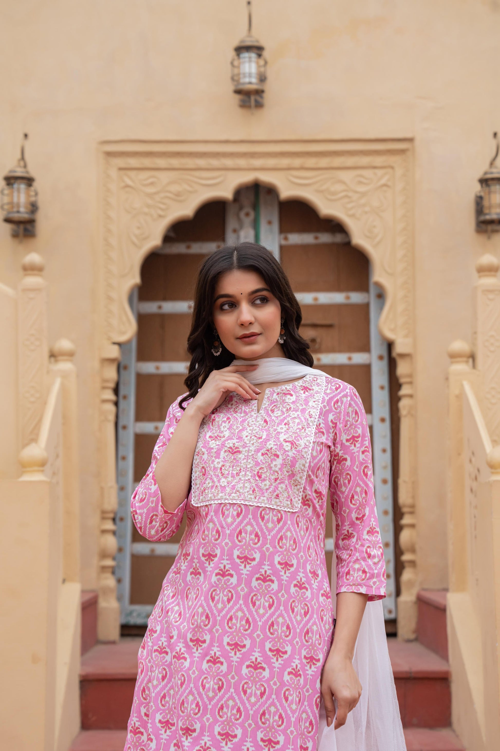 Juniper Women's Pink Ethnic Motif Printed Viscose Kurta Set With Sequin & Thread Work