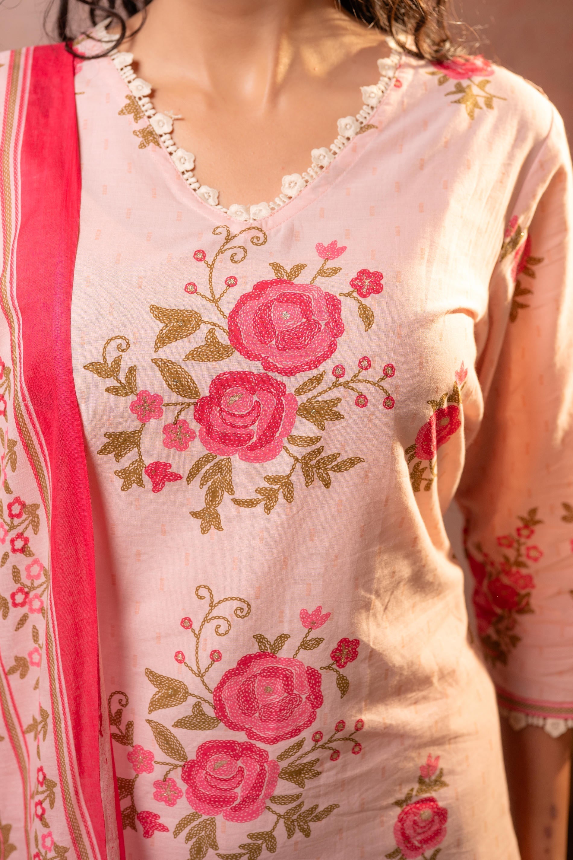Juniper Gulbahaar Blush Floral Kurta Pant And Dupatta Set
