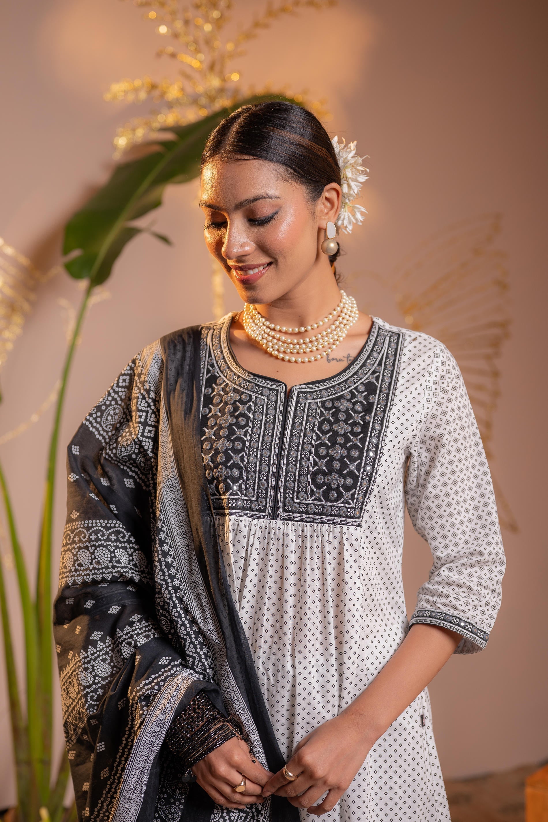 Juniper Black & White Viraasat Printed Kurta Pant And Dupatta Set with Dupatta