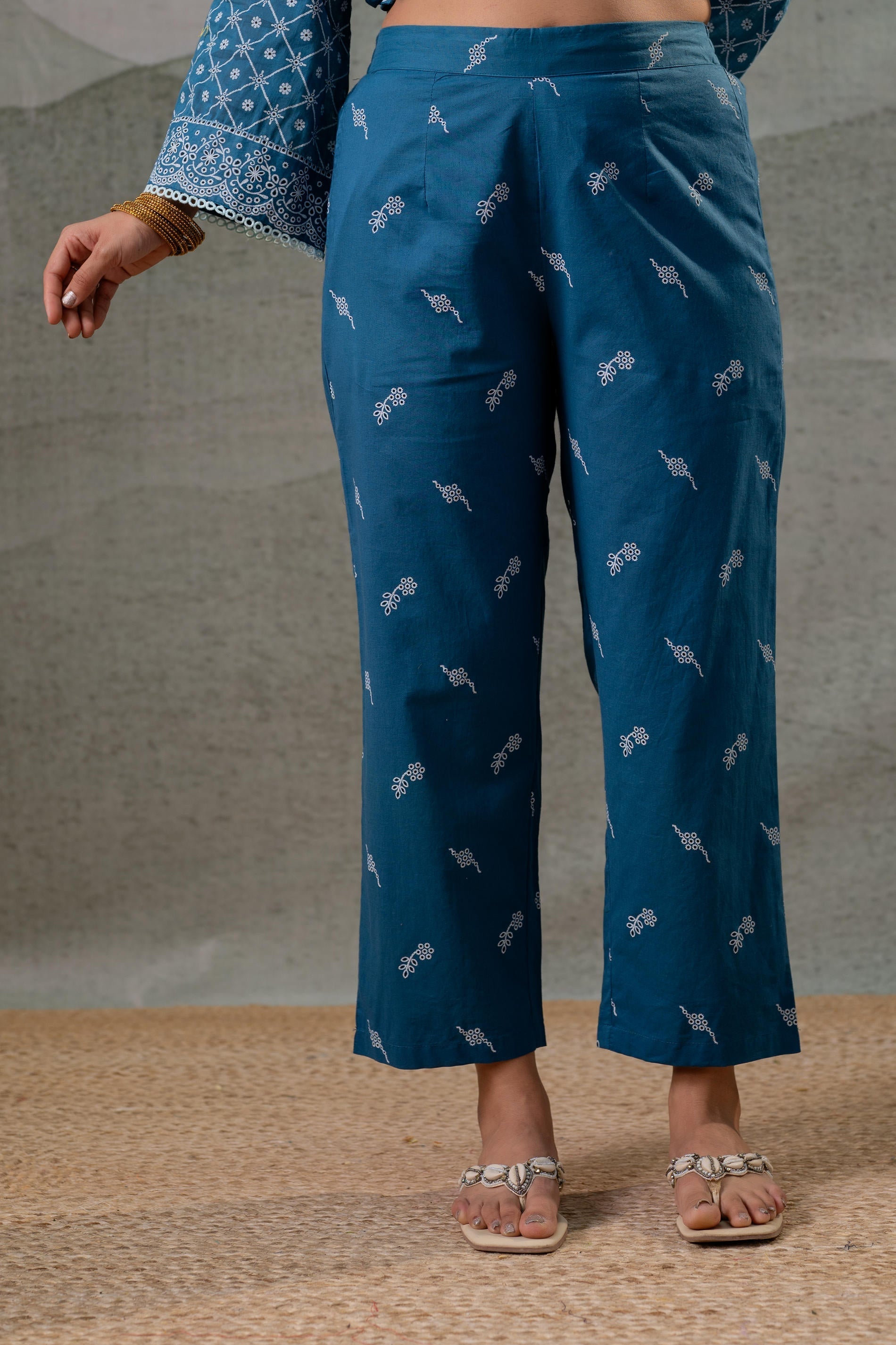 Juniper NeelraIndigo Teal Printed Kurta Pant And Dupatta Set