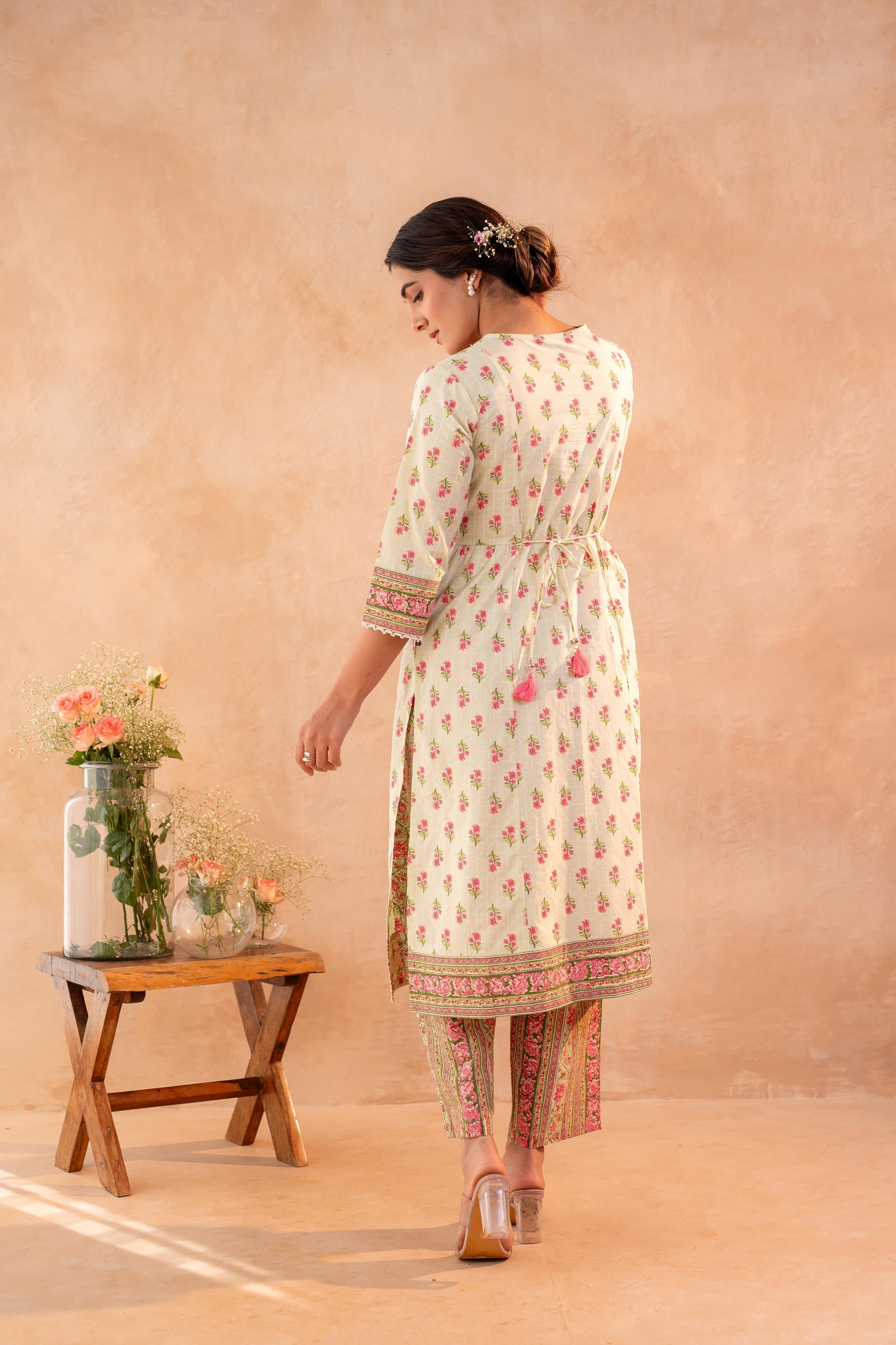 Juniper Gulnaar Garden Printed Kurta Pant And Dupatta Set