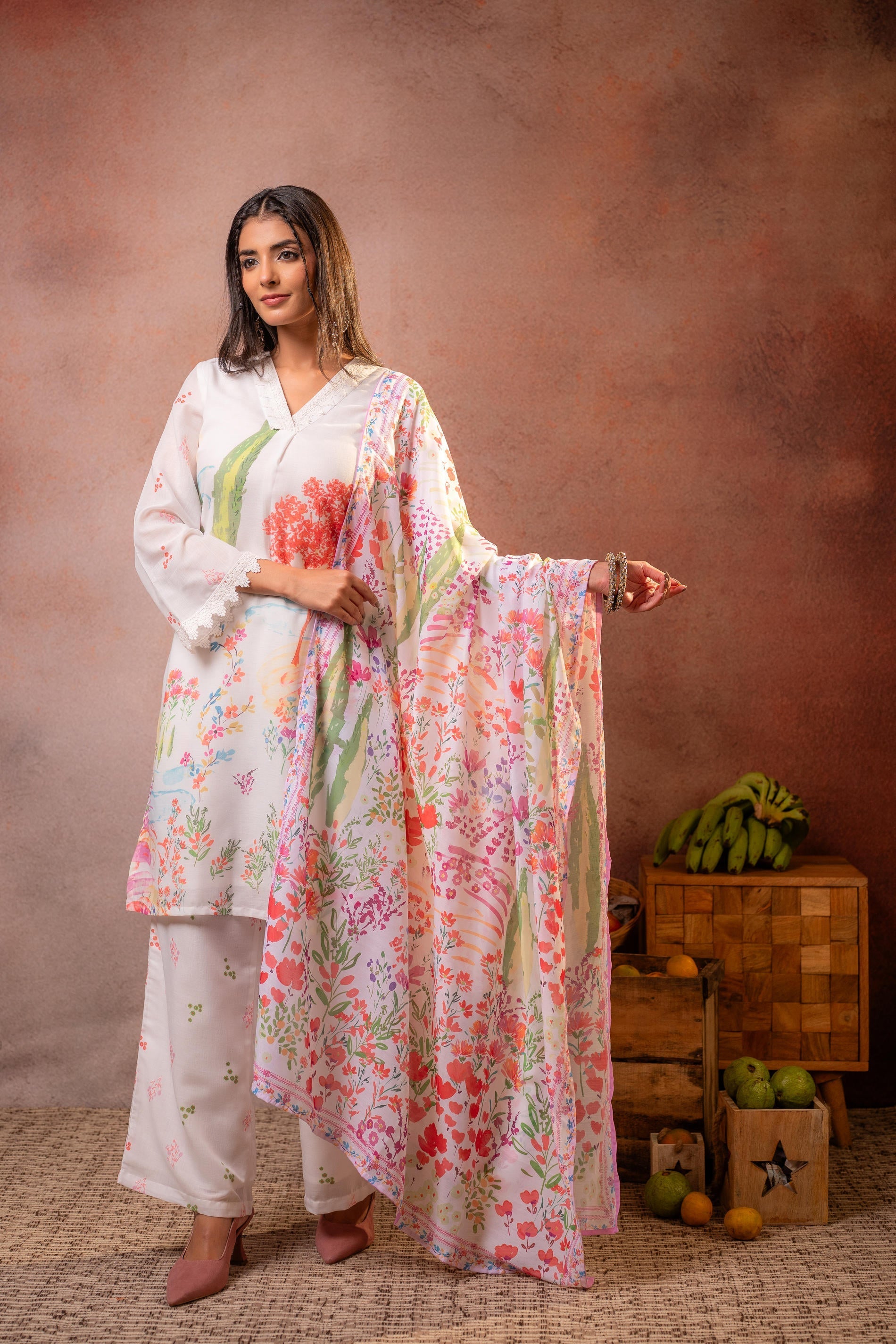 Juniper Gulnaar Garden Printed Kurta Set